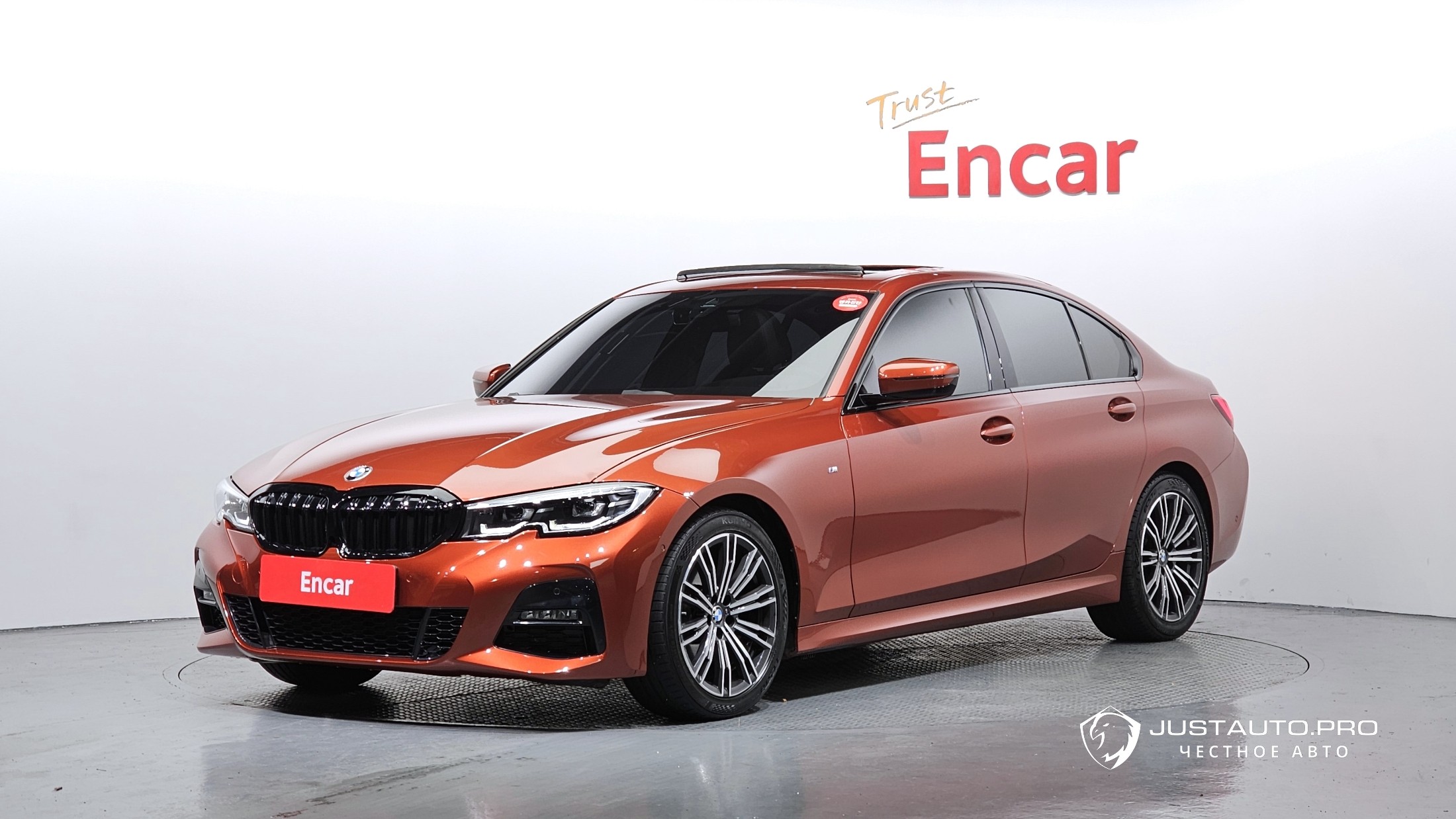 Автомобиль BMW 3-Series