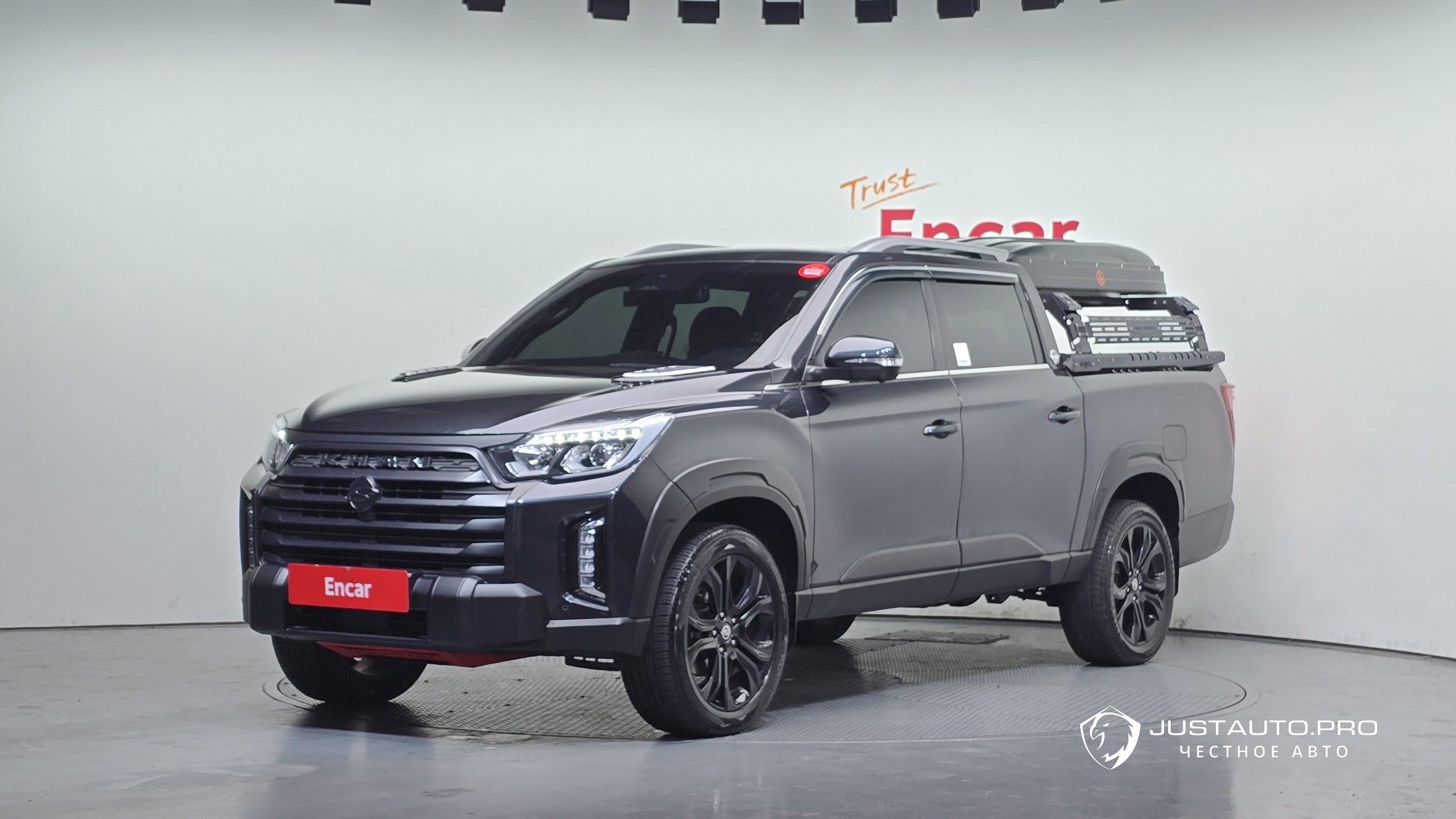 Автомобиль KG_Mobility_Ssangyong Rexton