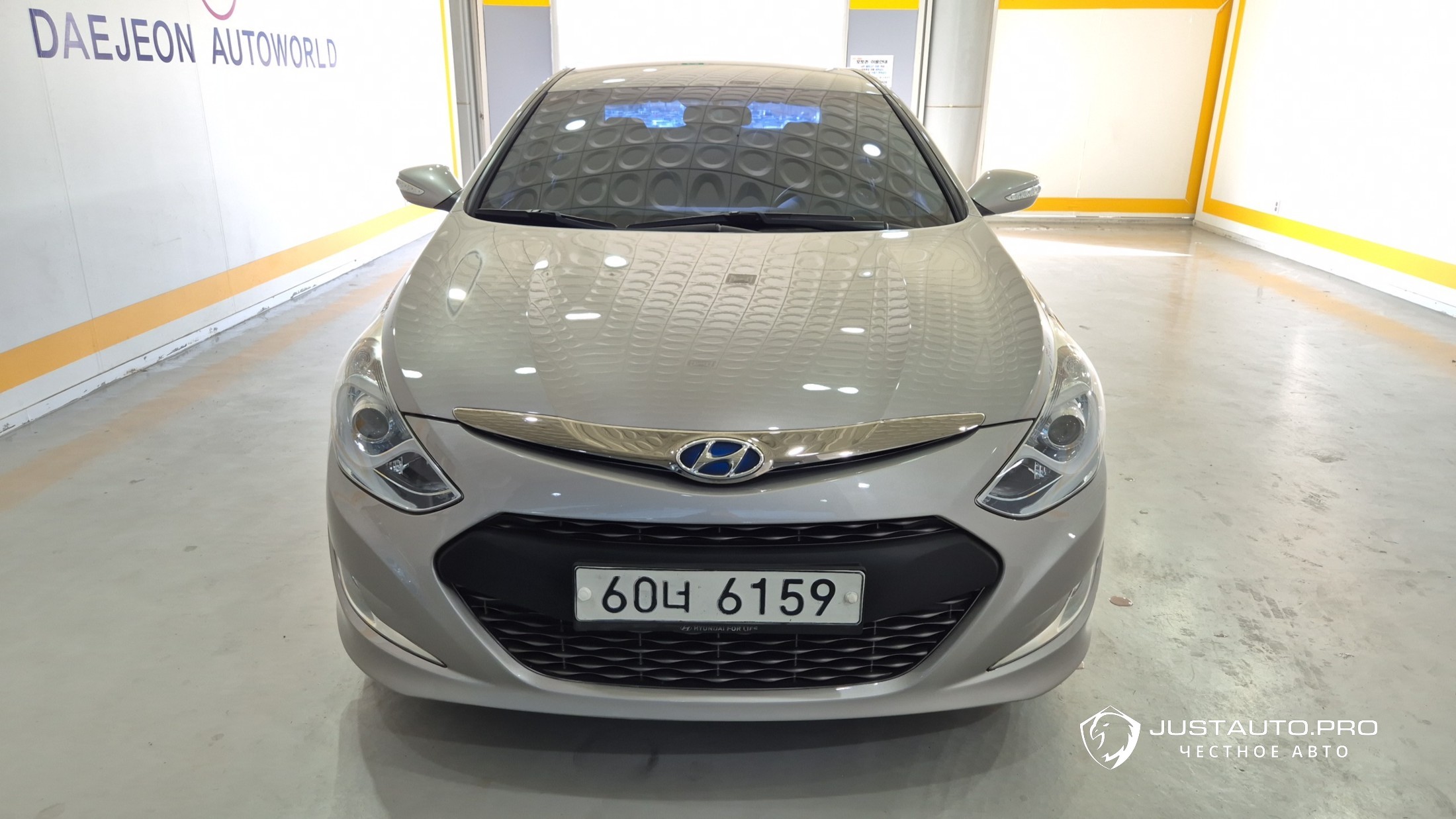 Автомобиль Hyundai Sonata