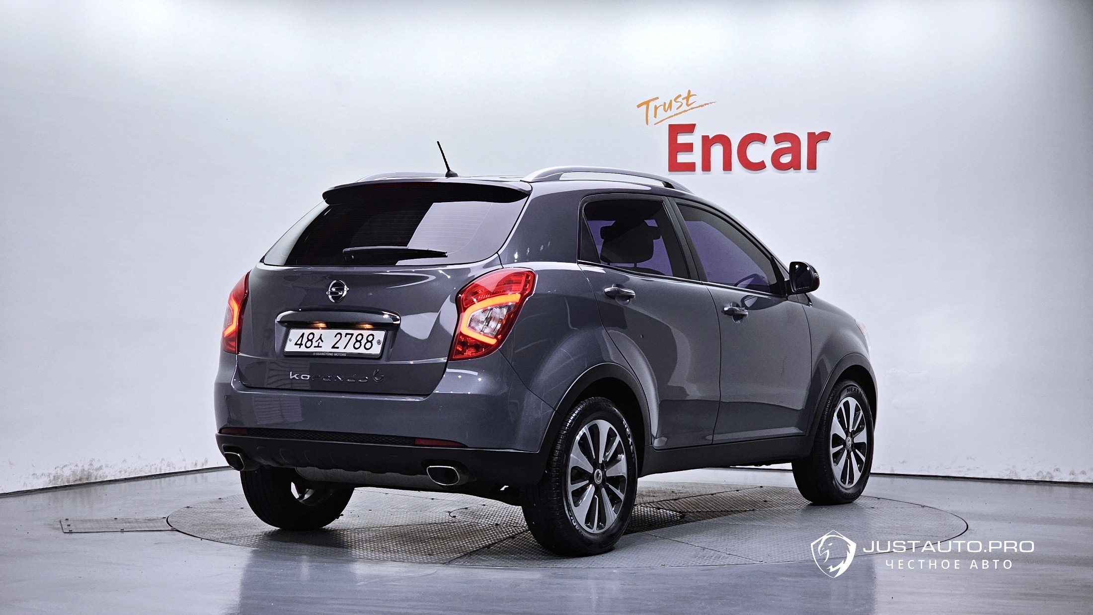 Автомобиль KG_Mobility_Ssangyong KORANDO