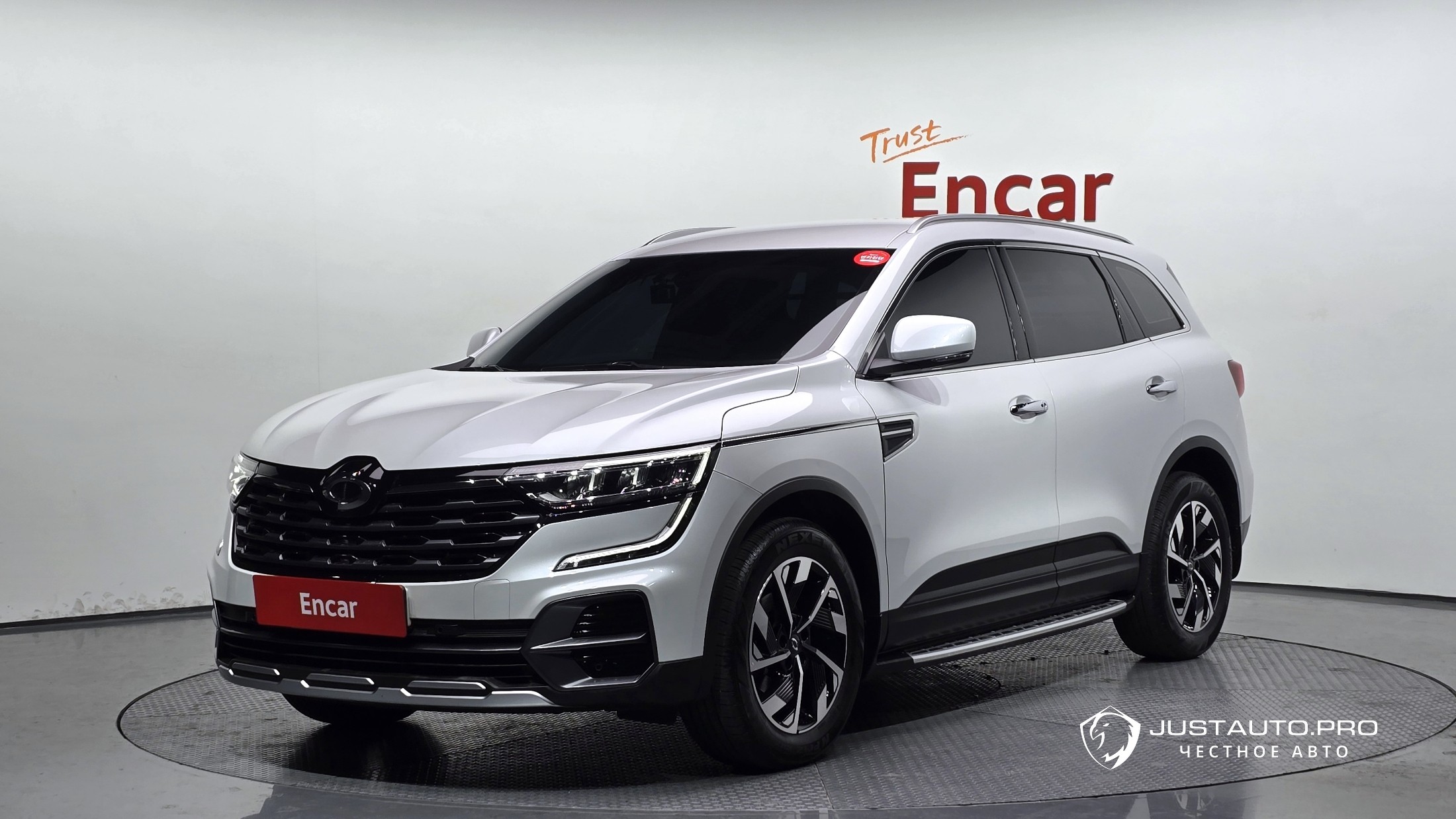 Автомобиль Renault-KoreaSamsung QM6