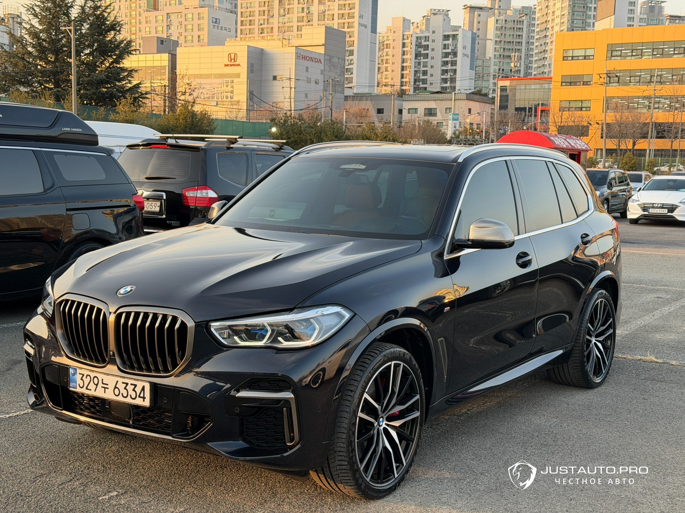 Автомобиль BMW X5