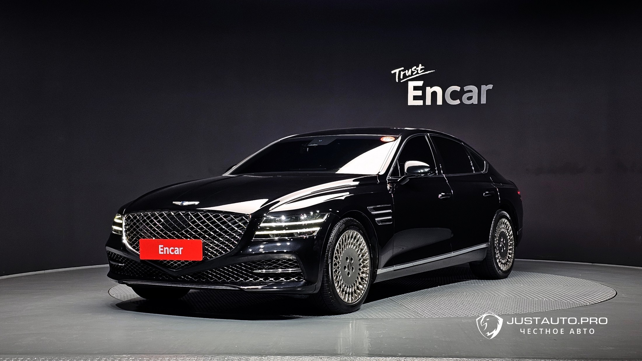 Автомобиль Genesis G80