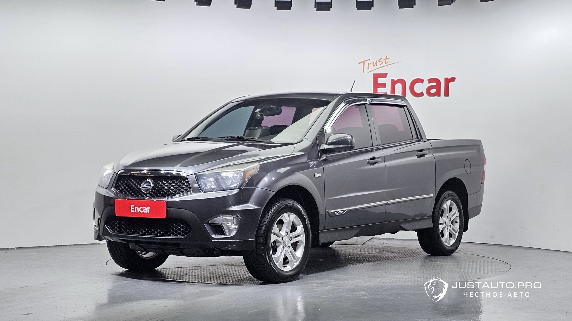 Автомобиль KG_Mobility_Ssangyong KORANDO