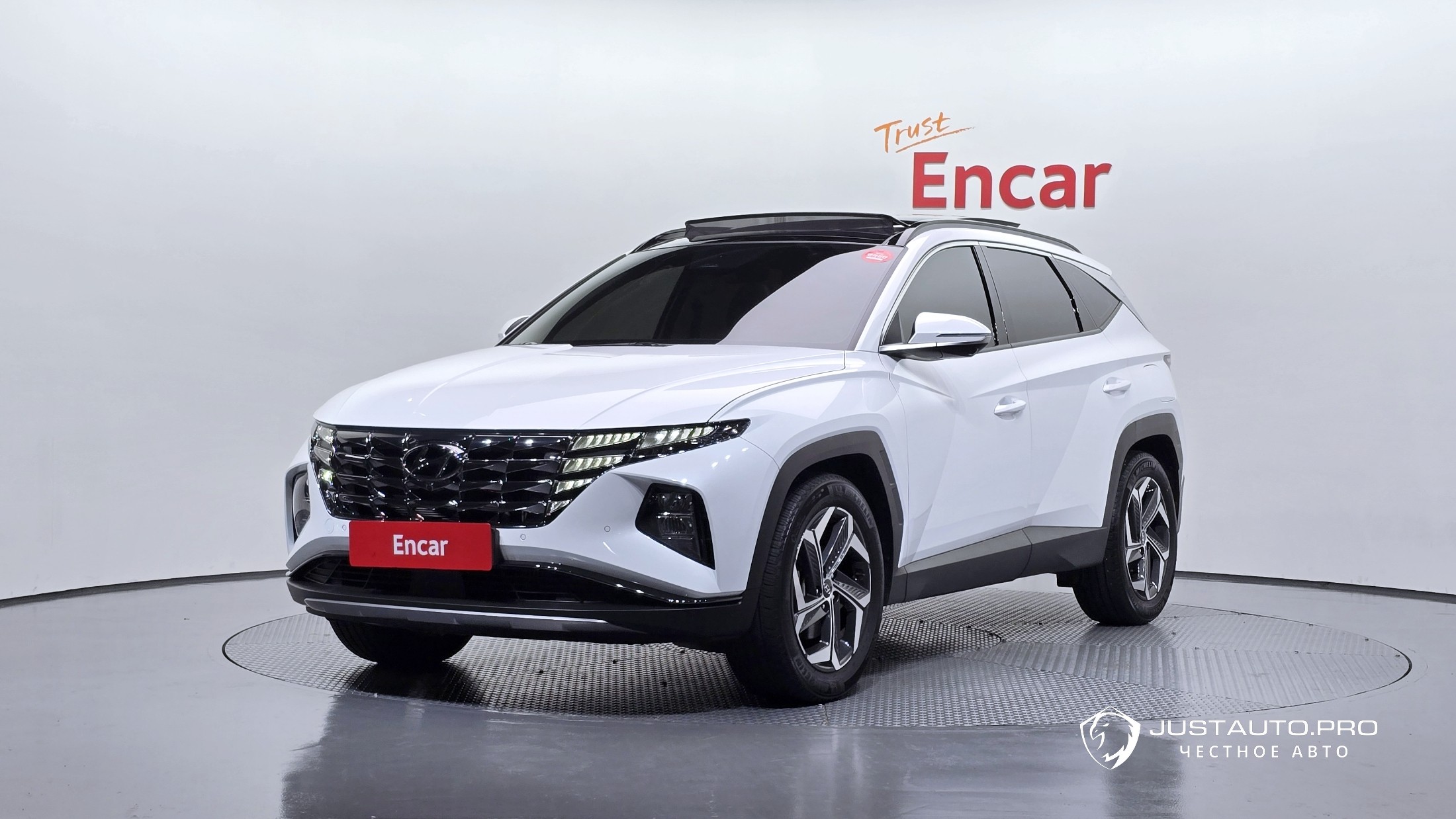 Автомобиль Hyundai Tucson