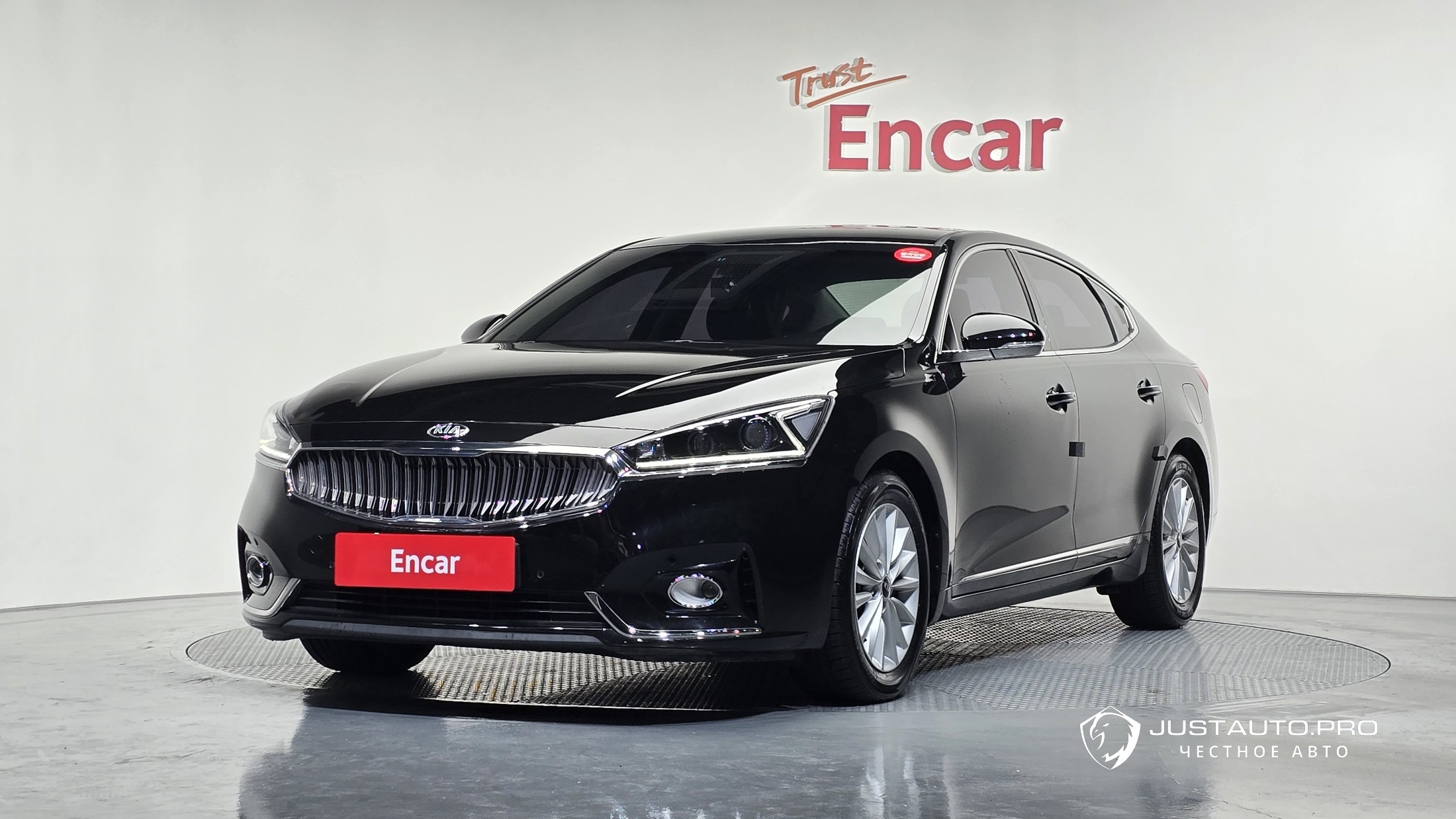 Автомобиль Kia K7