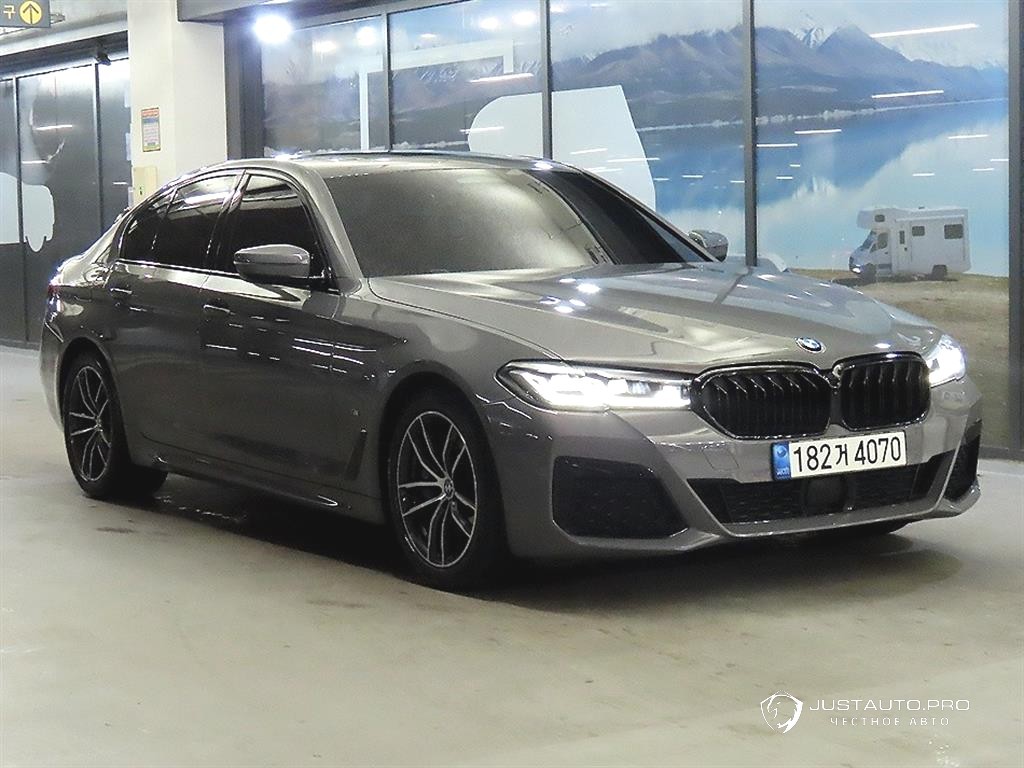 Автомобиль BMW 5-Series