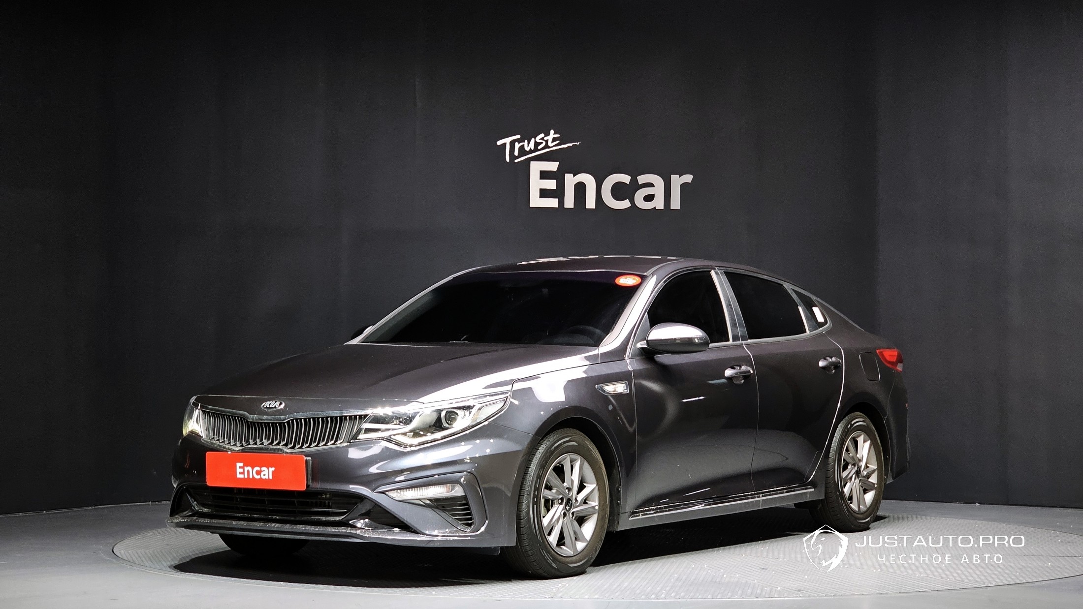 Автомобиль Kia K5