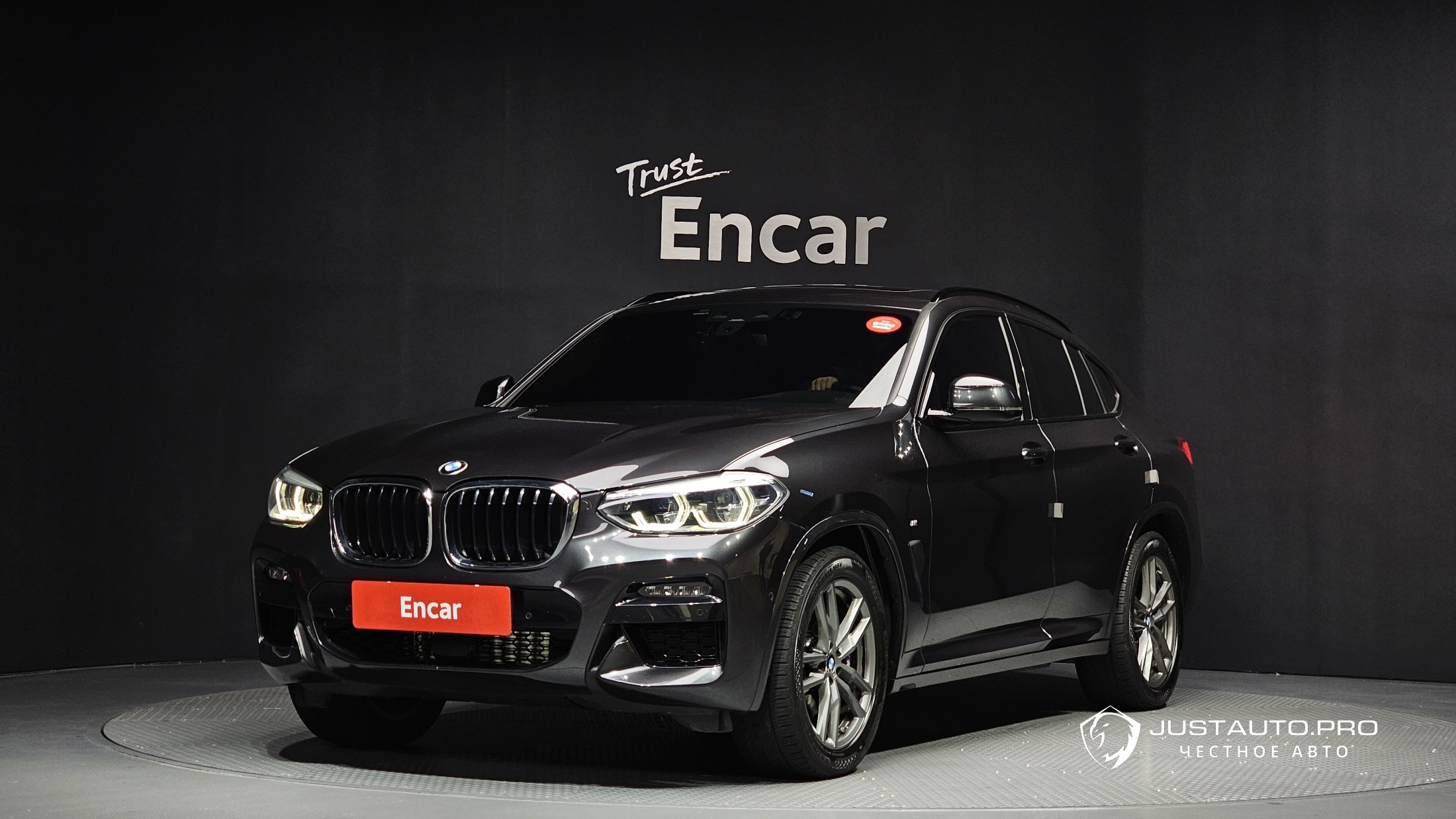 Автомобиль BMW X4