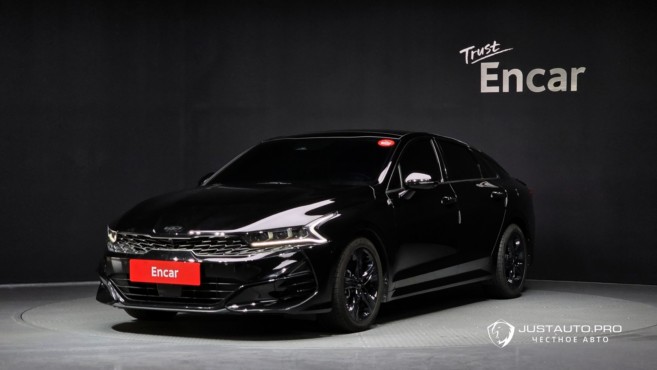 Автомобиль Kia K5