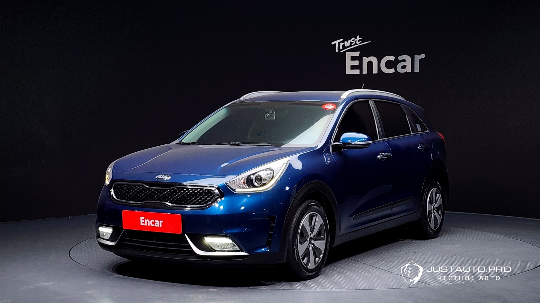 Автомобиль Kia Niro