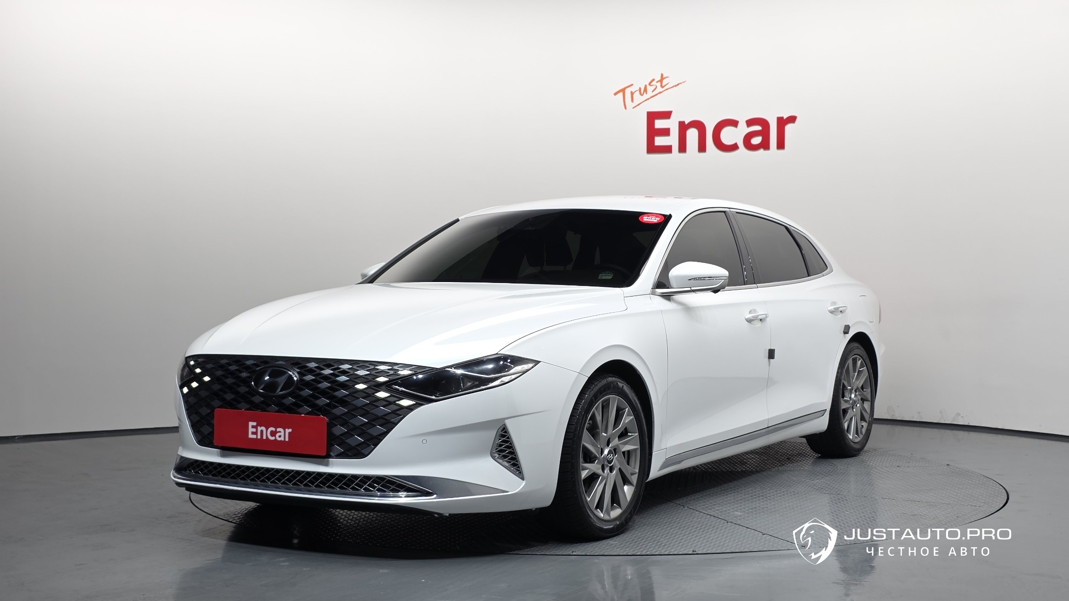 Автомобиль Hyundai Grandeur