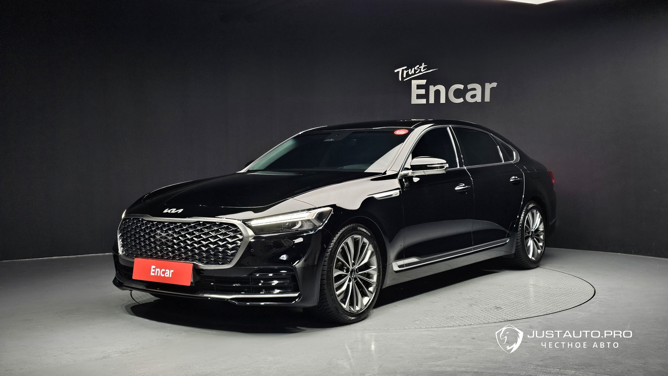 Автомобиль Kia K9