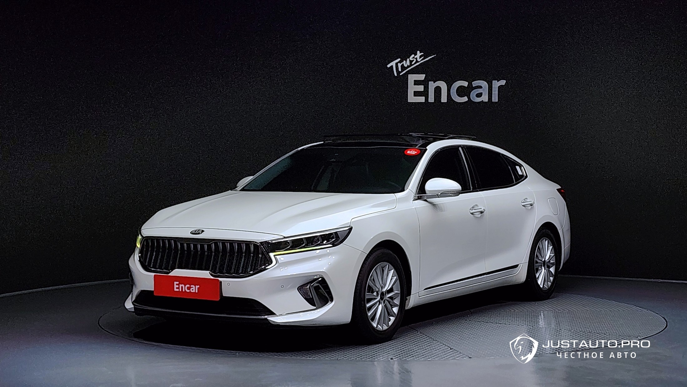 Автомобиль Kia K7