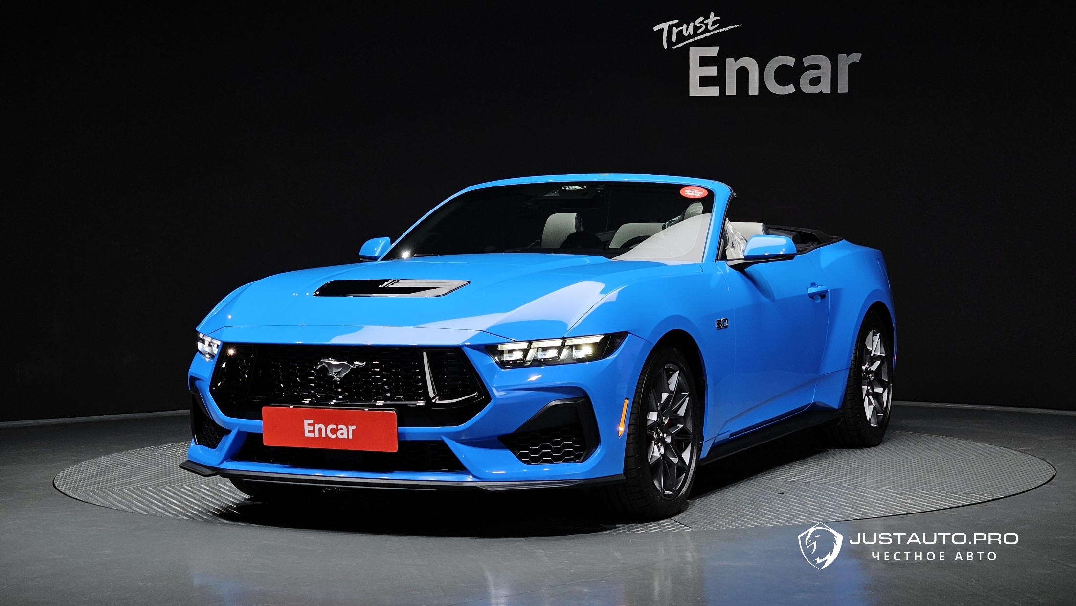 Автомобиль Ford Mustang