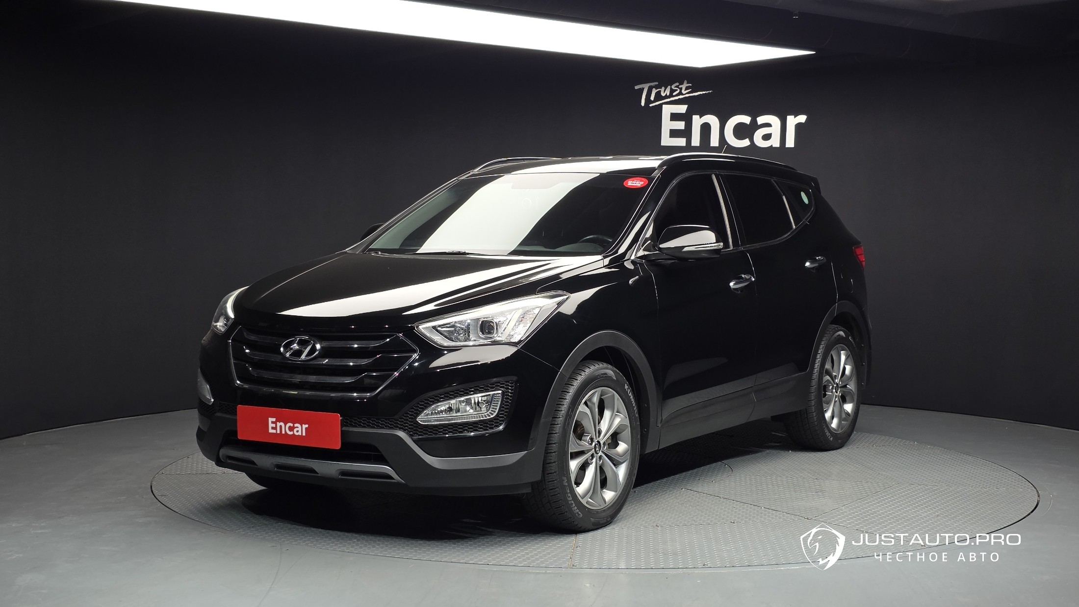 Автомобиль Hyundai Santafe