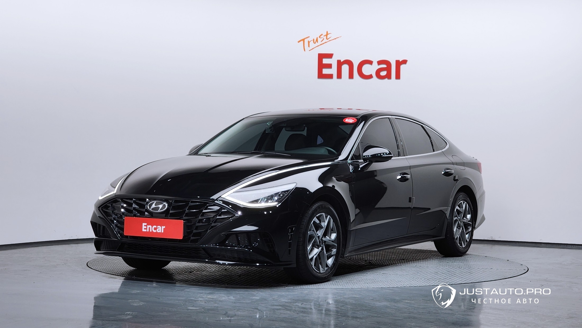 Автомобиль Hyundai Sonata