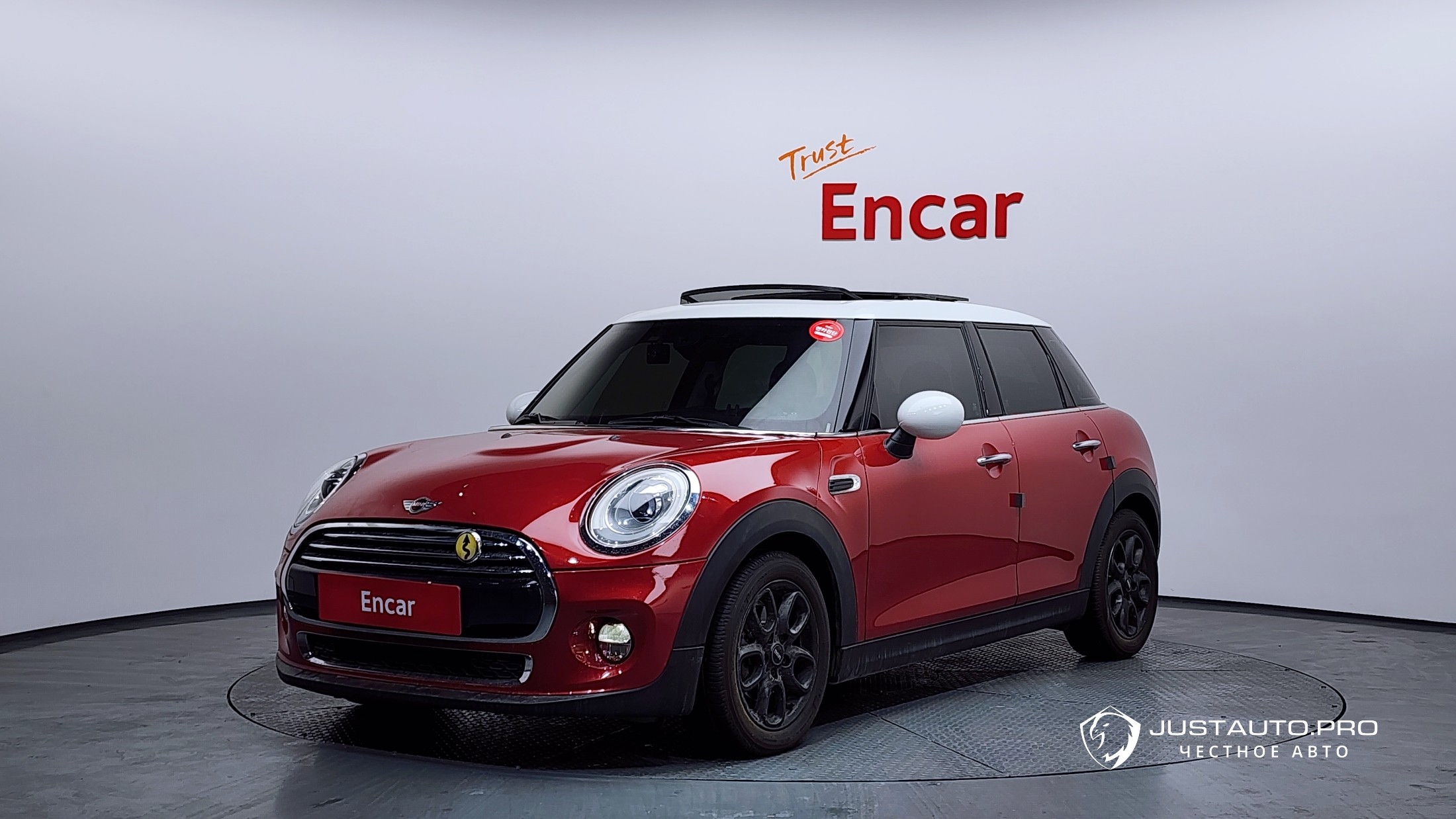 Автомобиль Mini Cooper