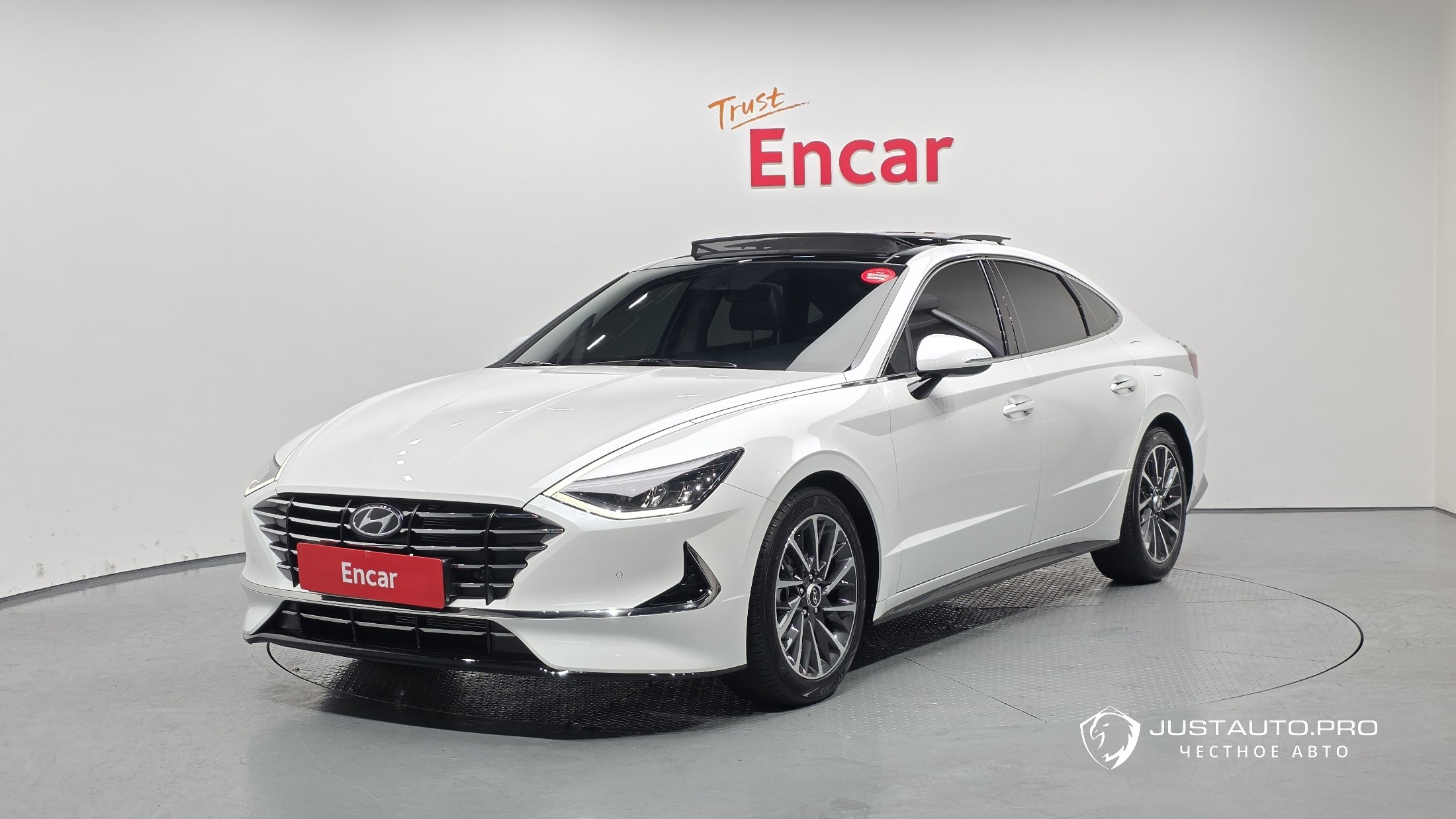 Автомобиль Hyundai Sonata