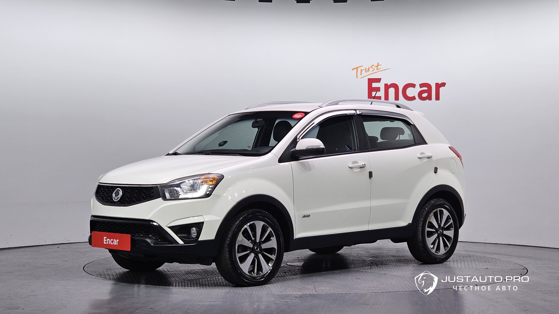 Автомобиль KG_Mobility_Ssangyong KORANDO