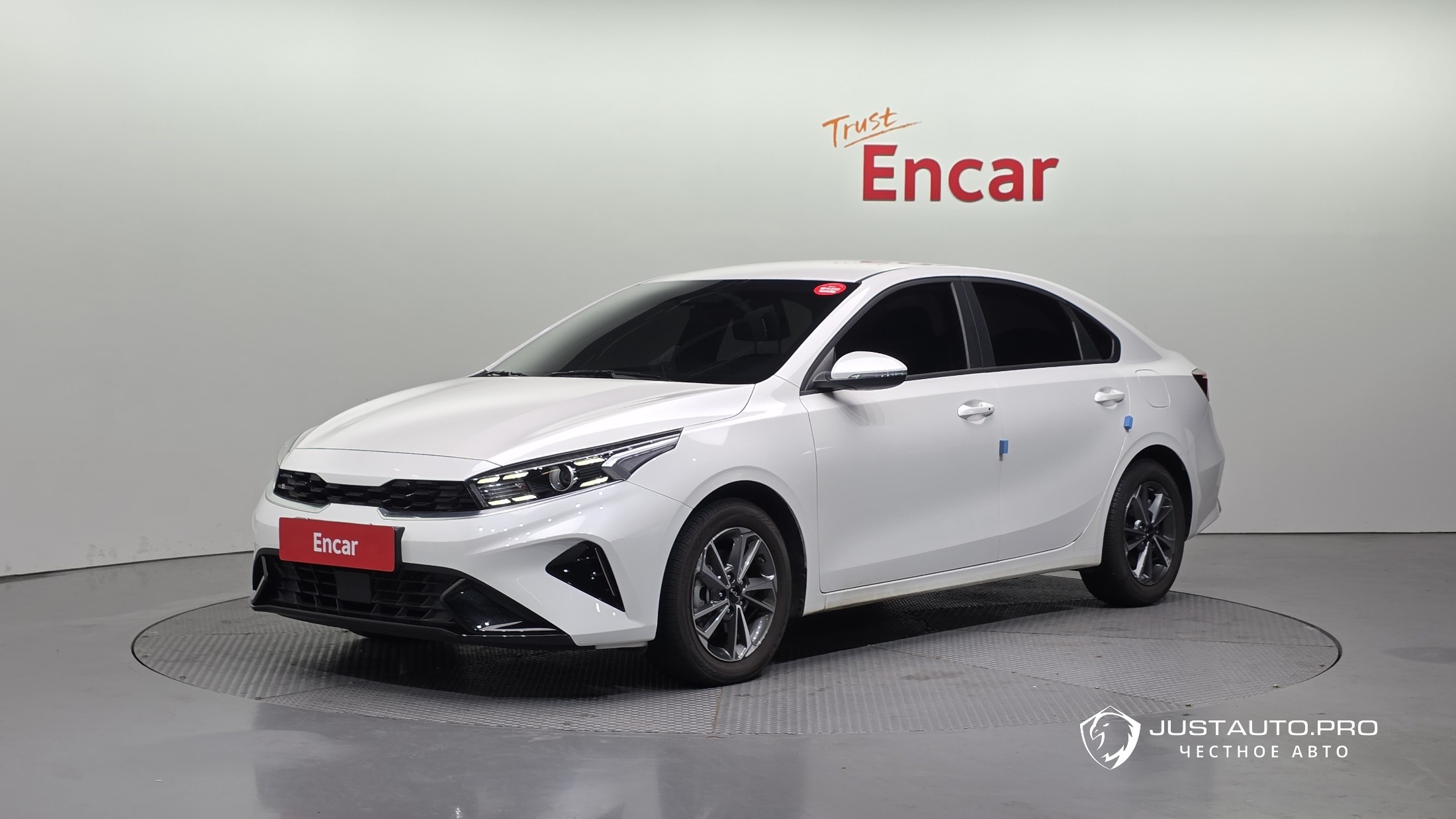 Автомобиль Kia K3