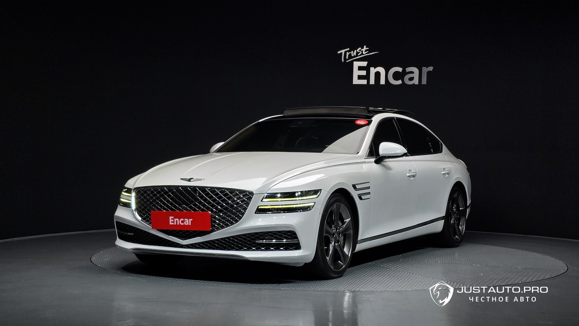 Автомобиль Genesis G80