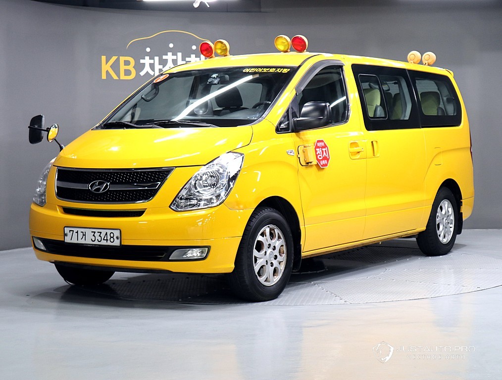 Автомобиль Hyundai Starex