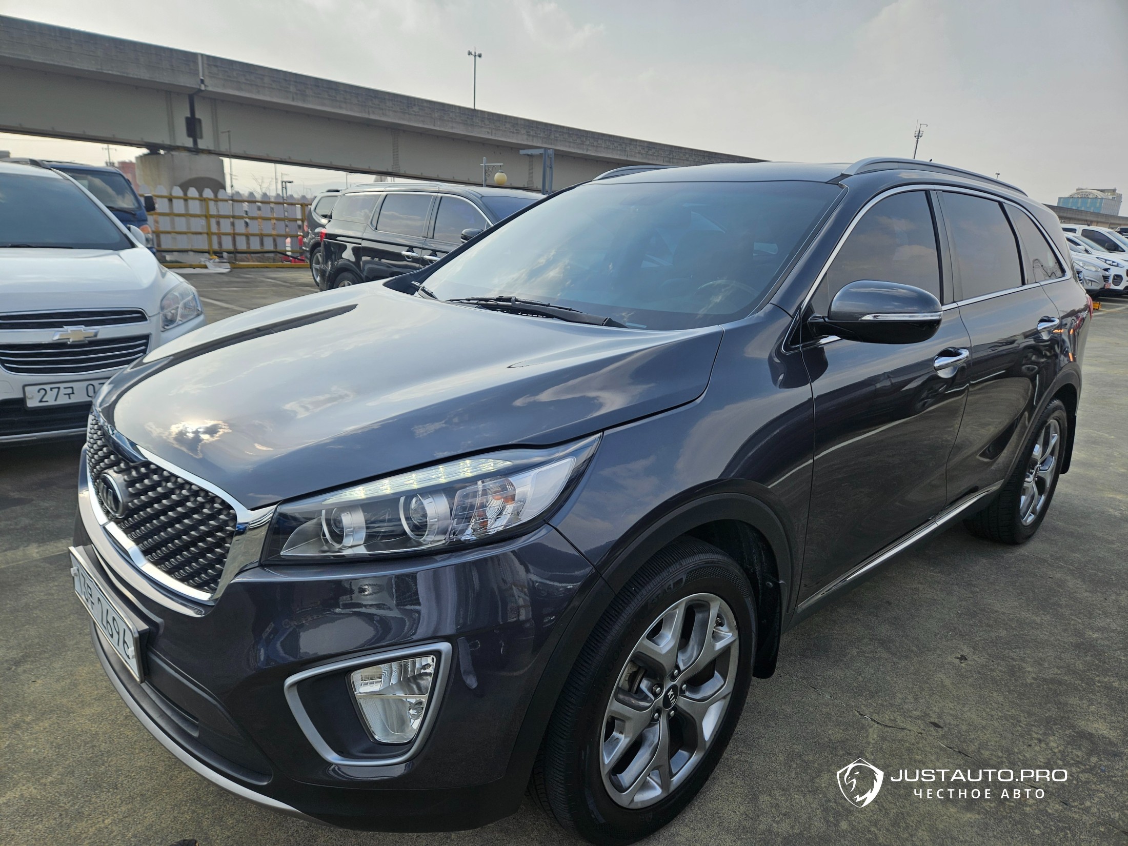 Автомобиль Kia Sorento