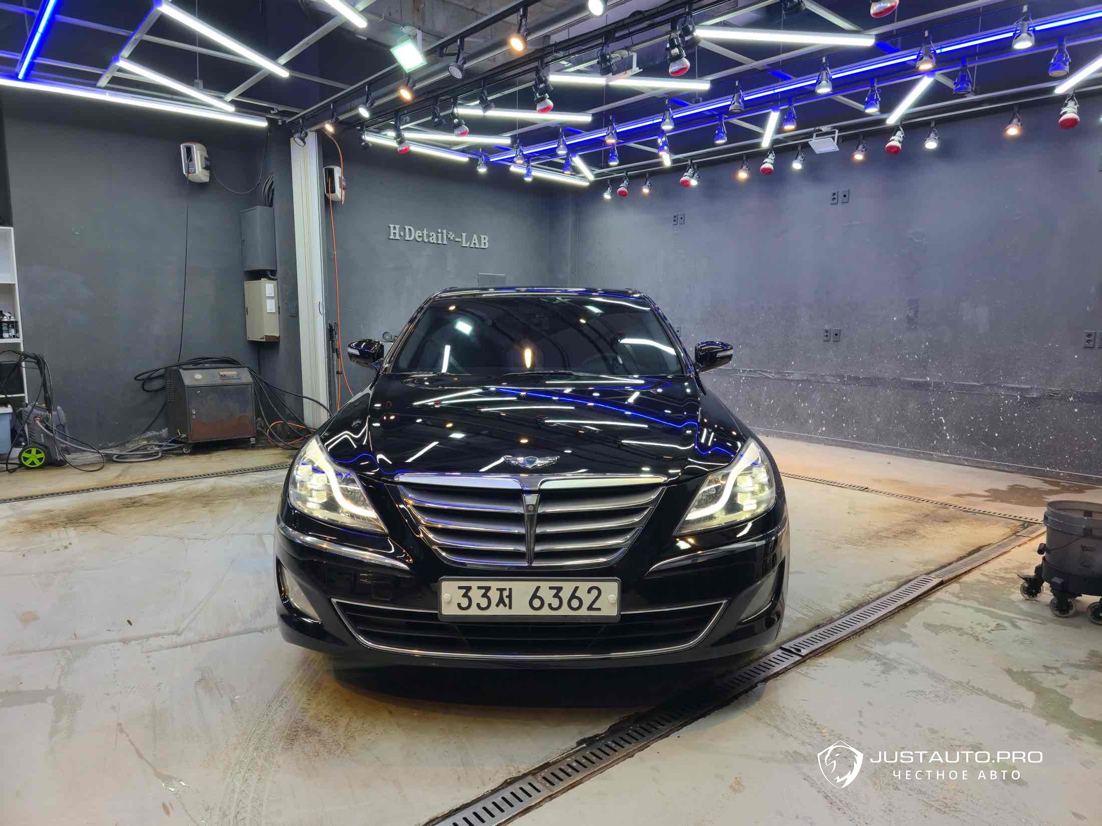 Автомобиль Hyundai Genesis