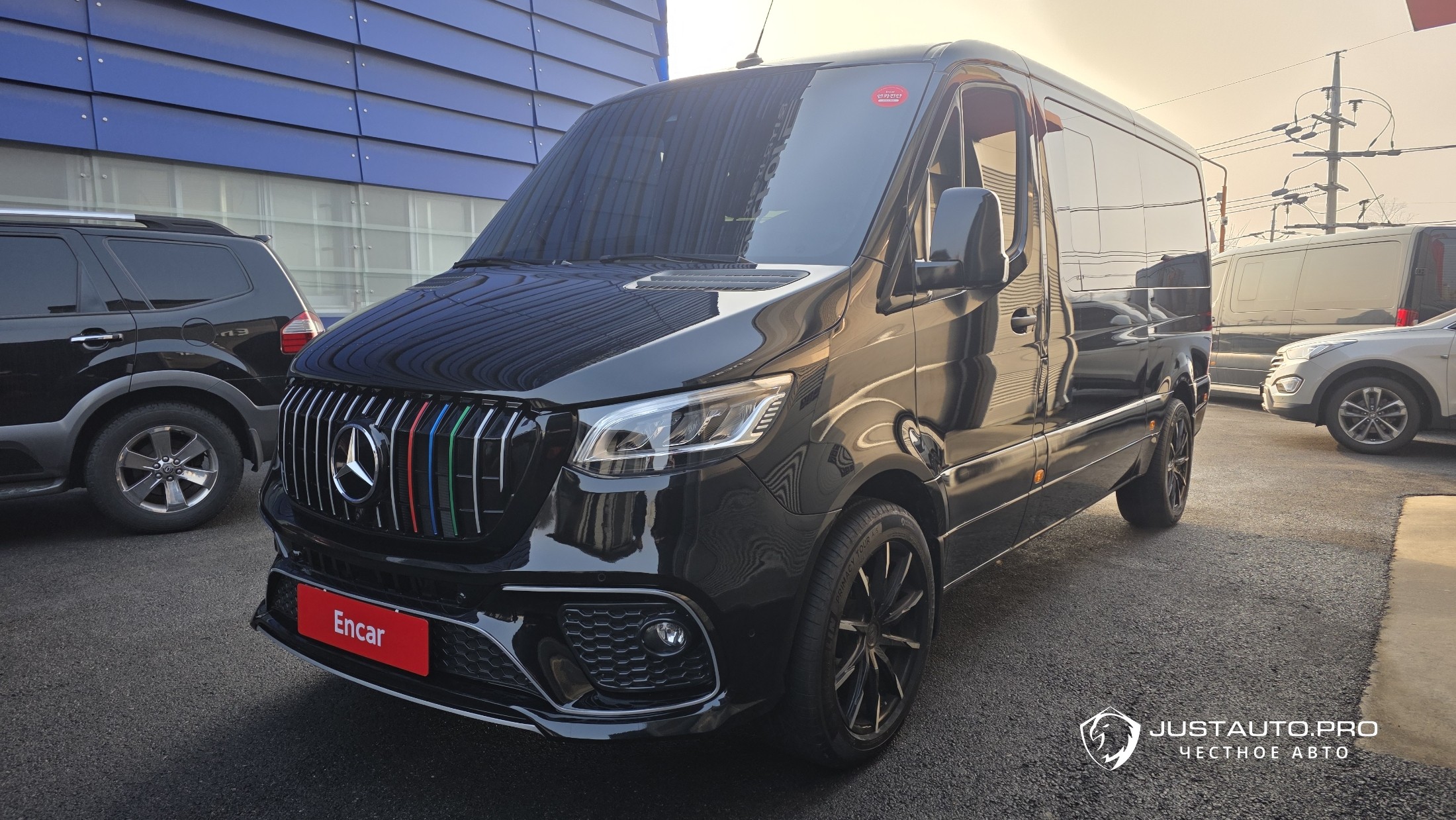 Автомобиль Mercedes-Benz Sprinter