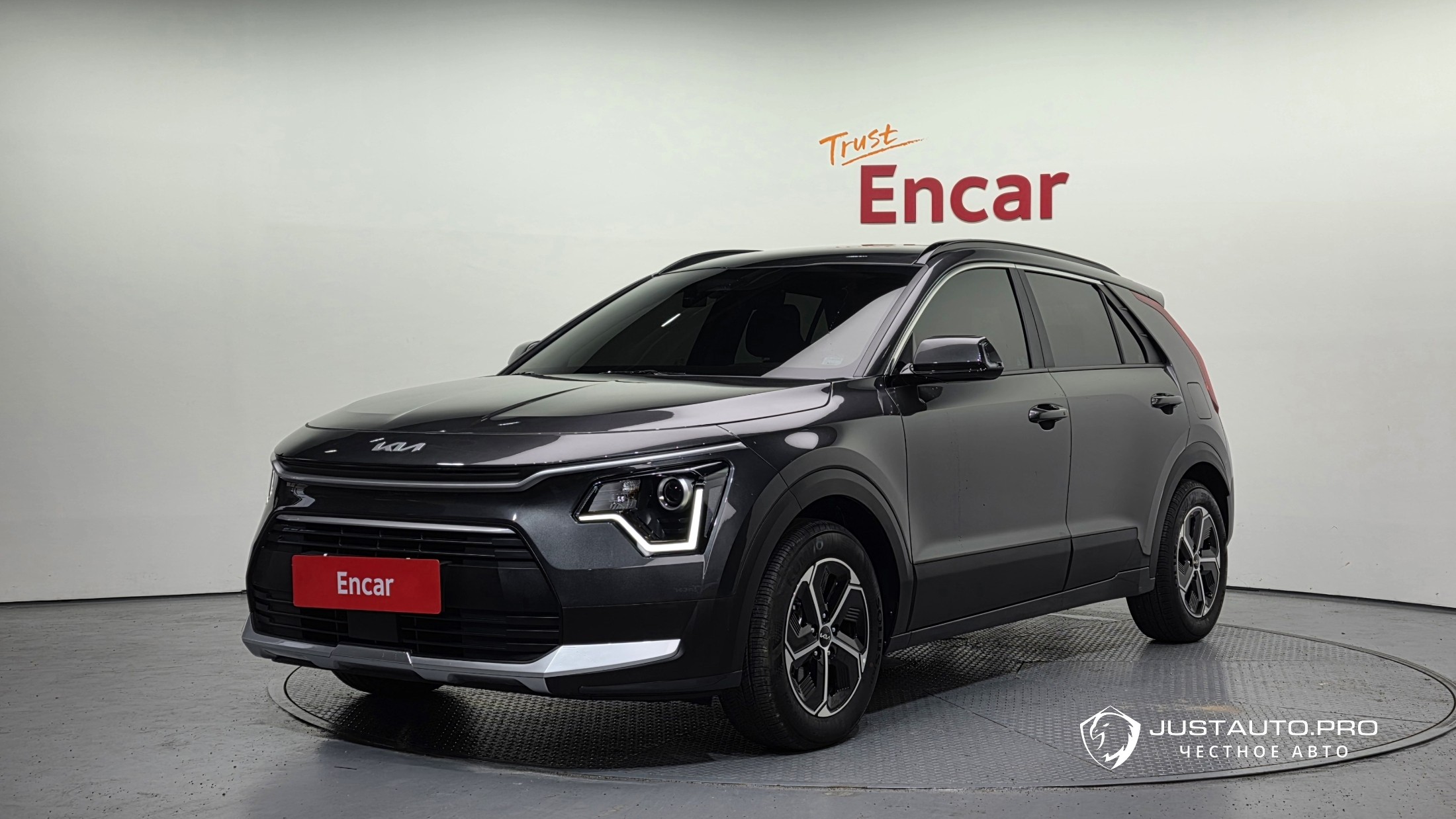 Автомобиль Kia Niro