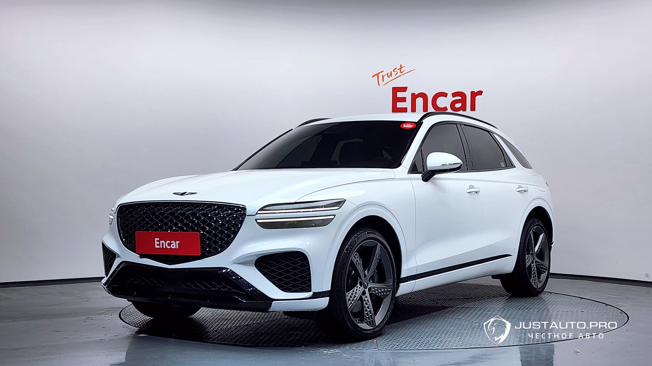 Автомобиль Genesis GV70