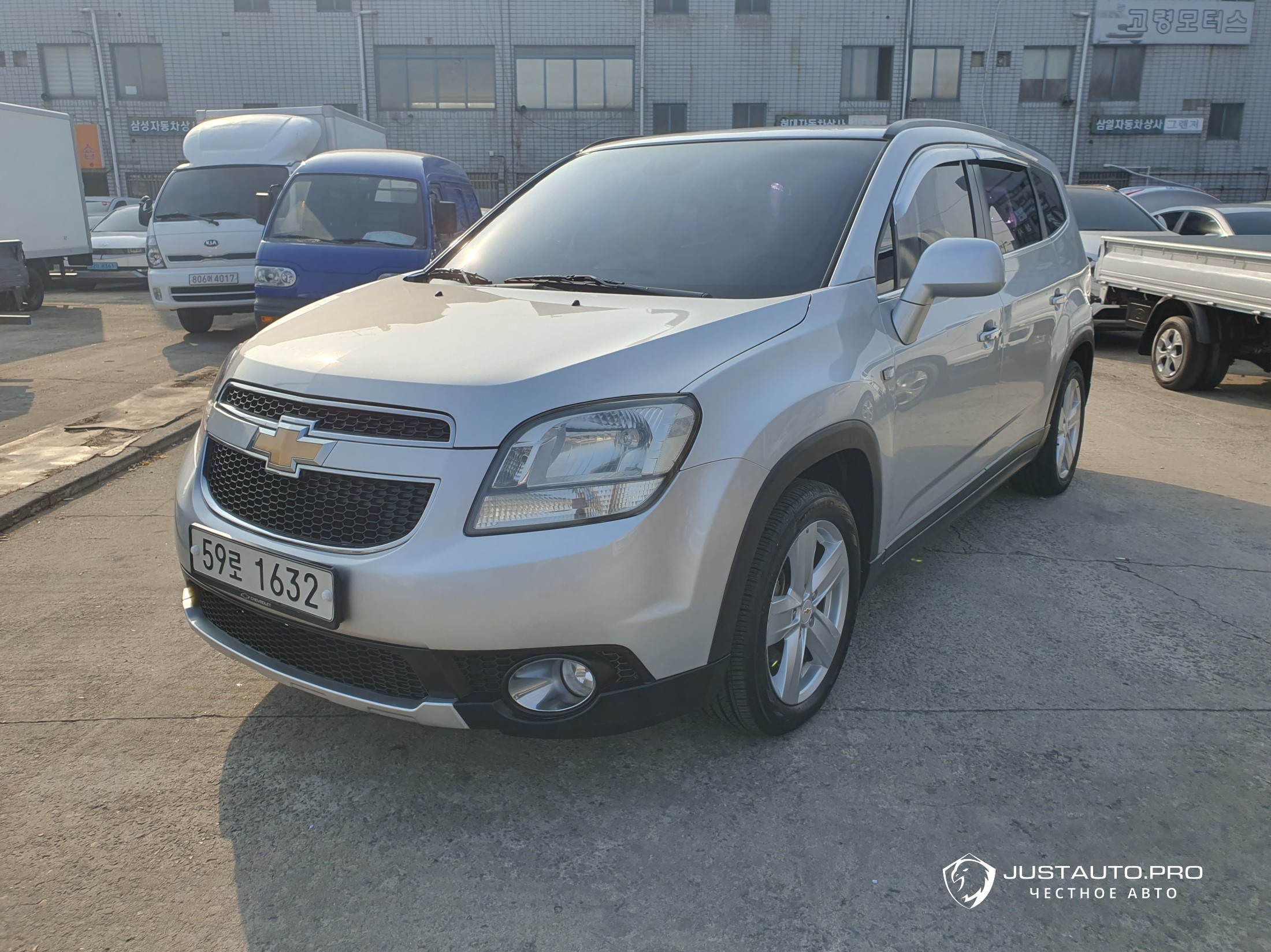 Автомобиль ChevroletGMDaewoo Orlando