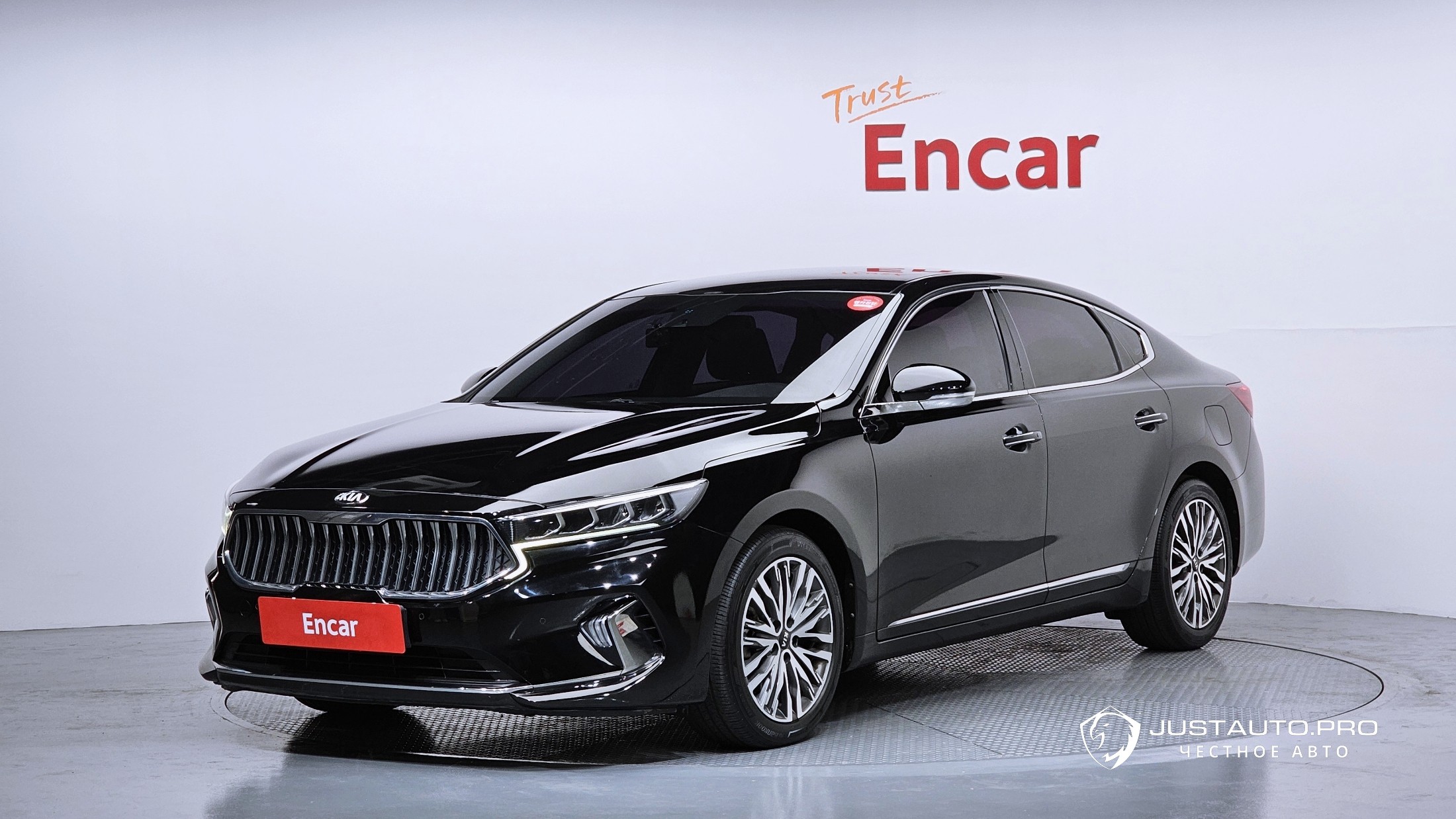 Автомобиль Kia K7