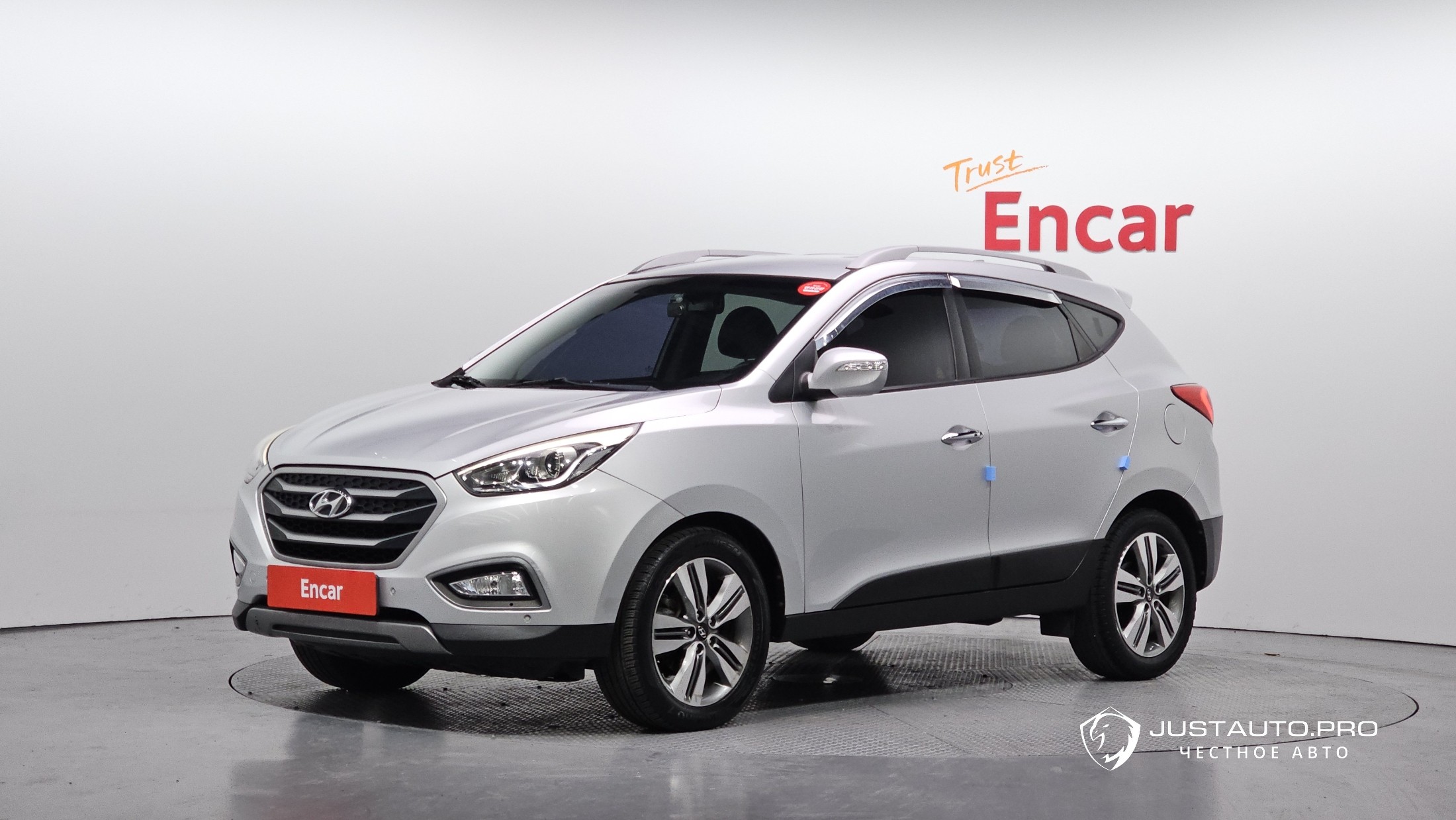 Автомобиль Hyundai Tucson