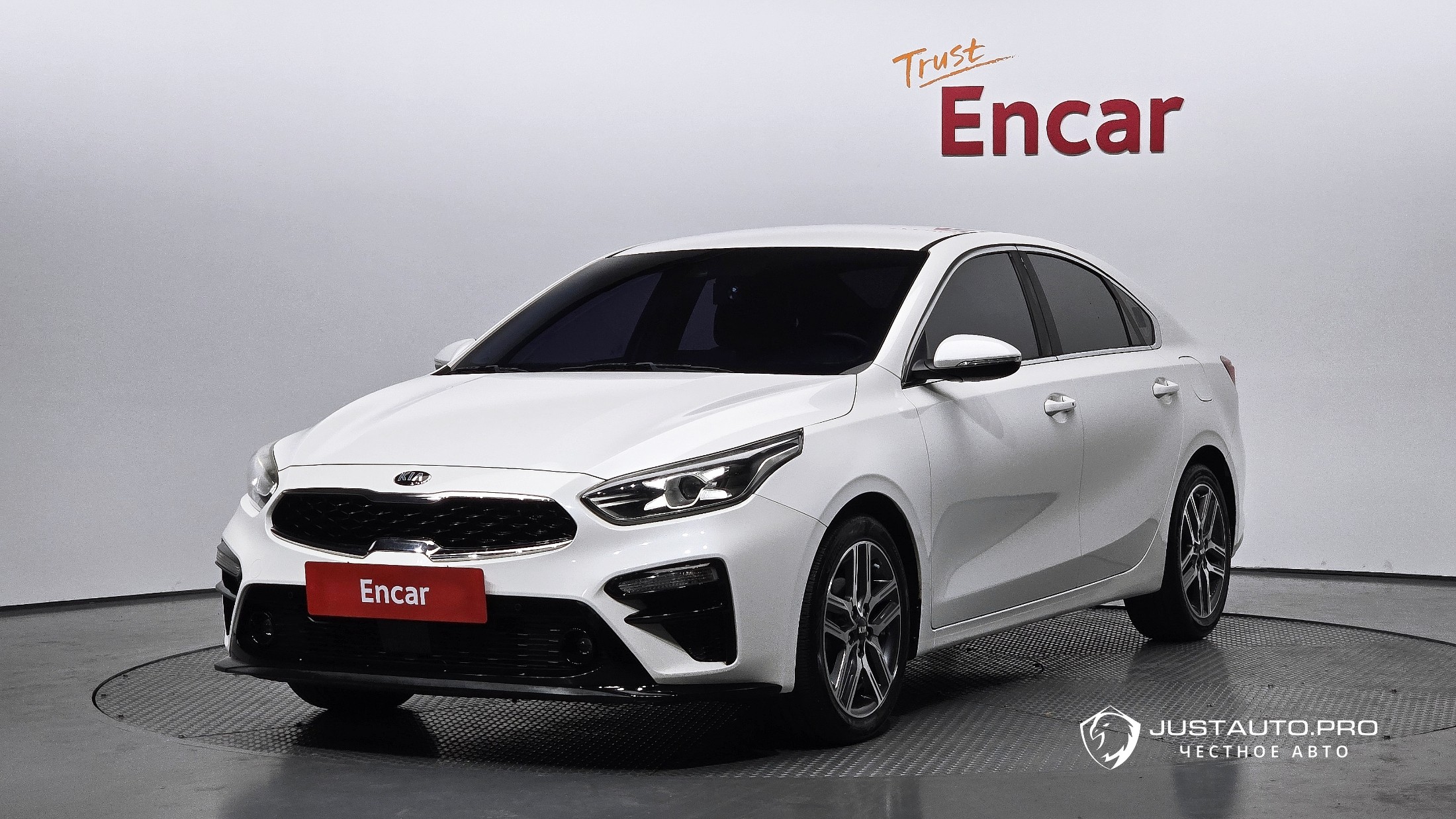 Автомобиль Kia K3