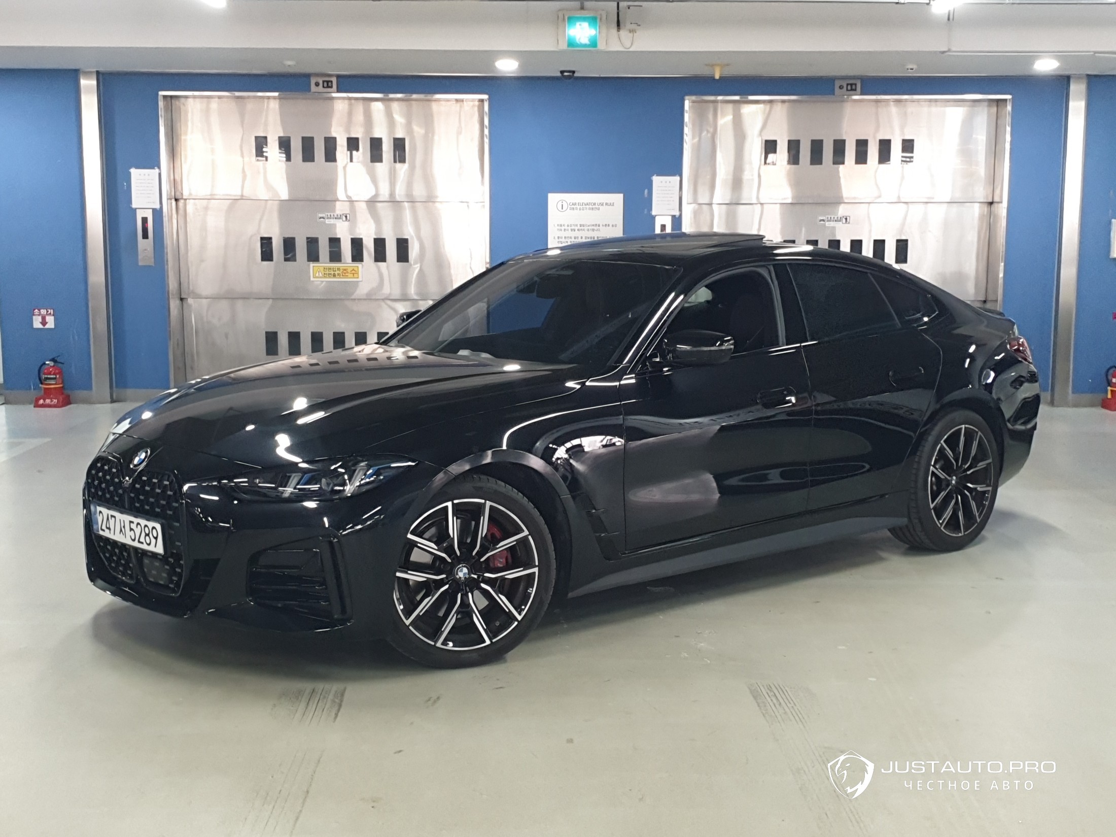 Автомобиль BMW 4-Series