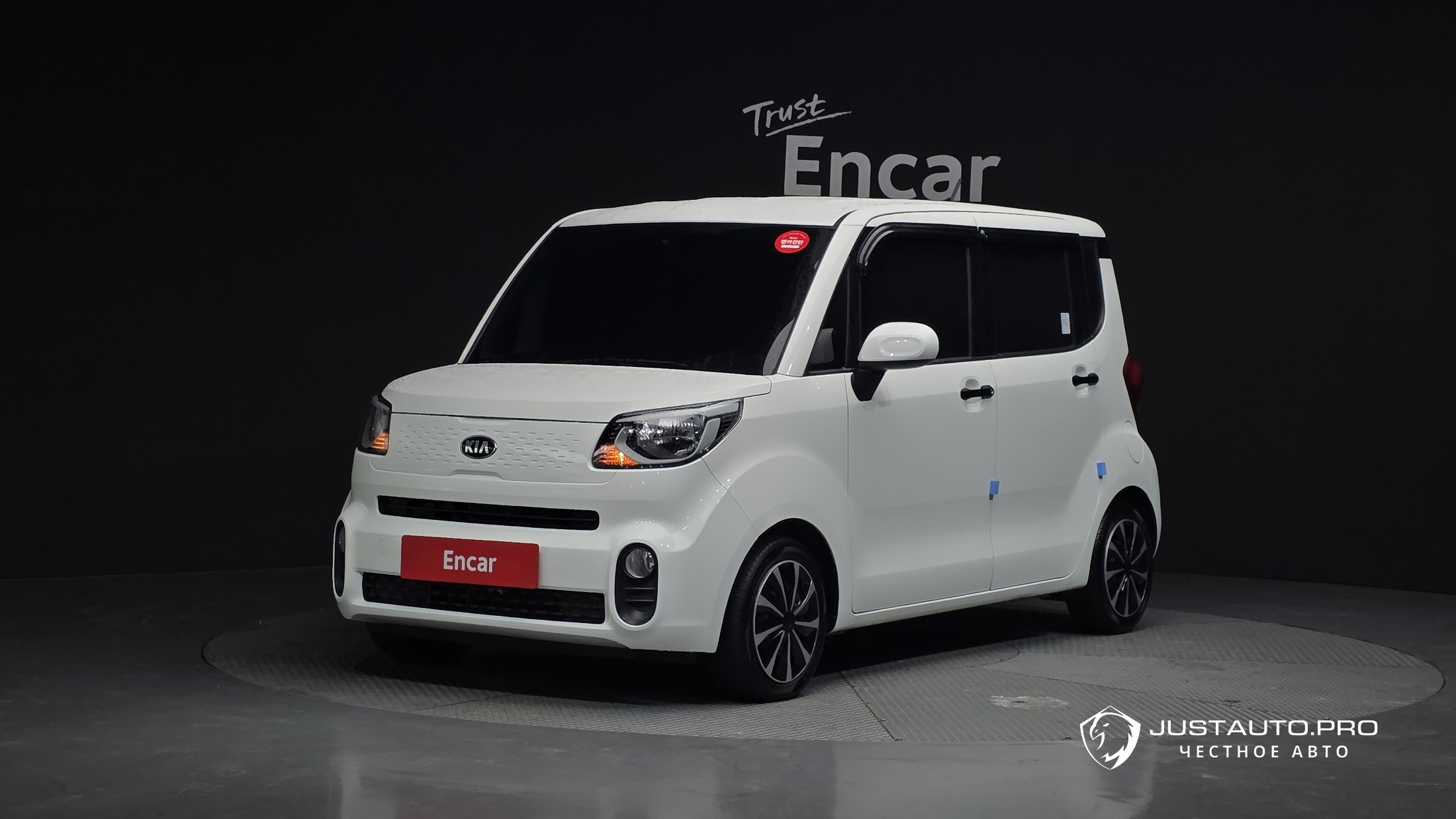 Автомобиль Kia RAY