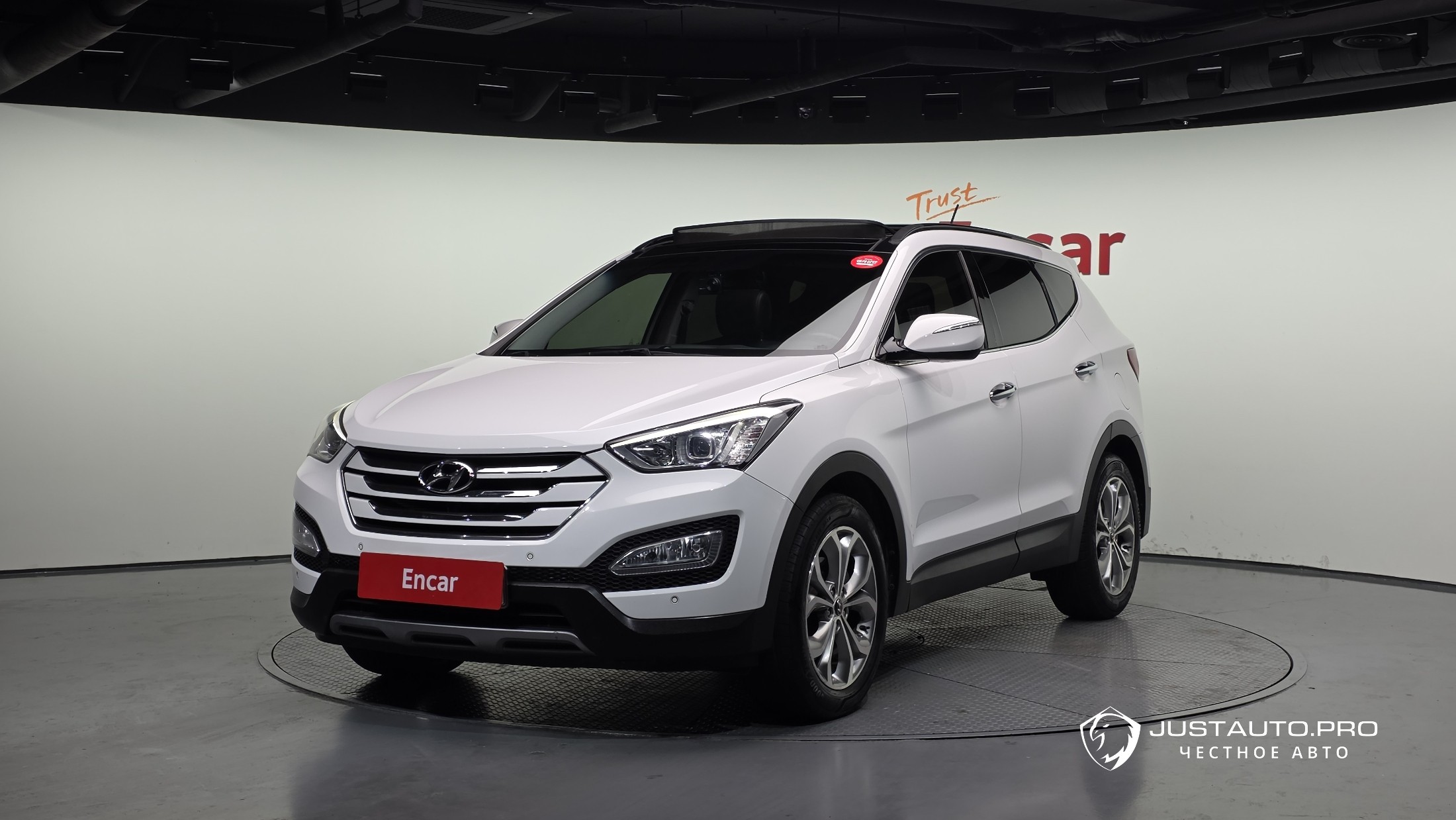 Автомобиль Hyundai Santafe