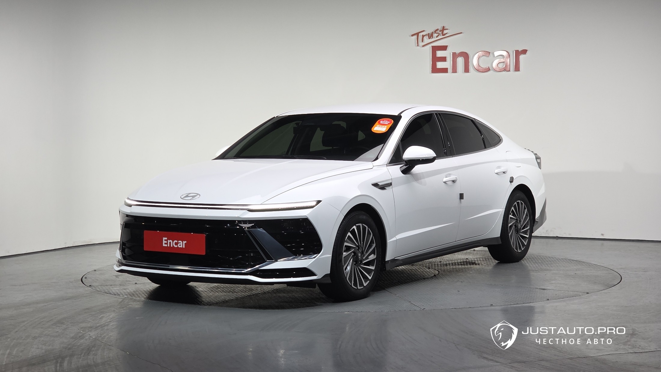 Автомобиль Hyundai Sonata