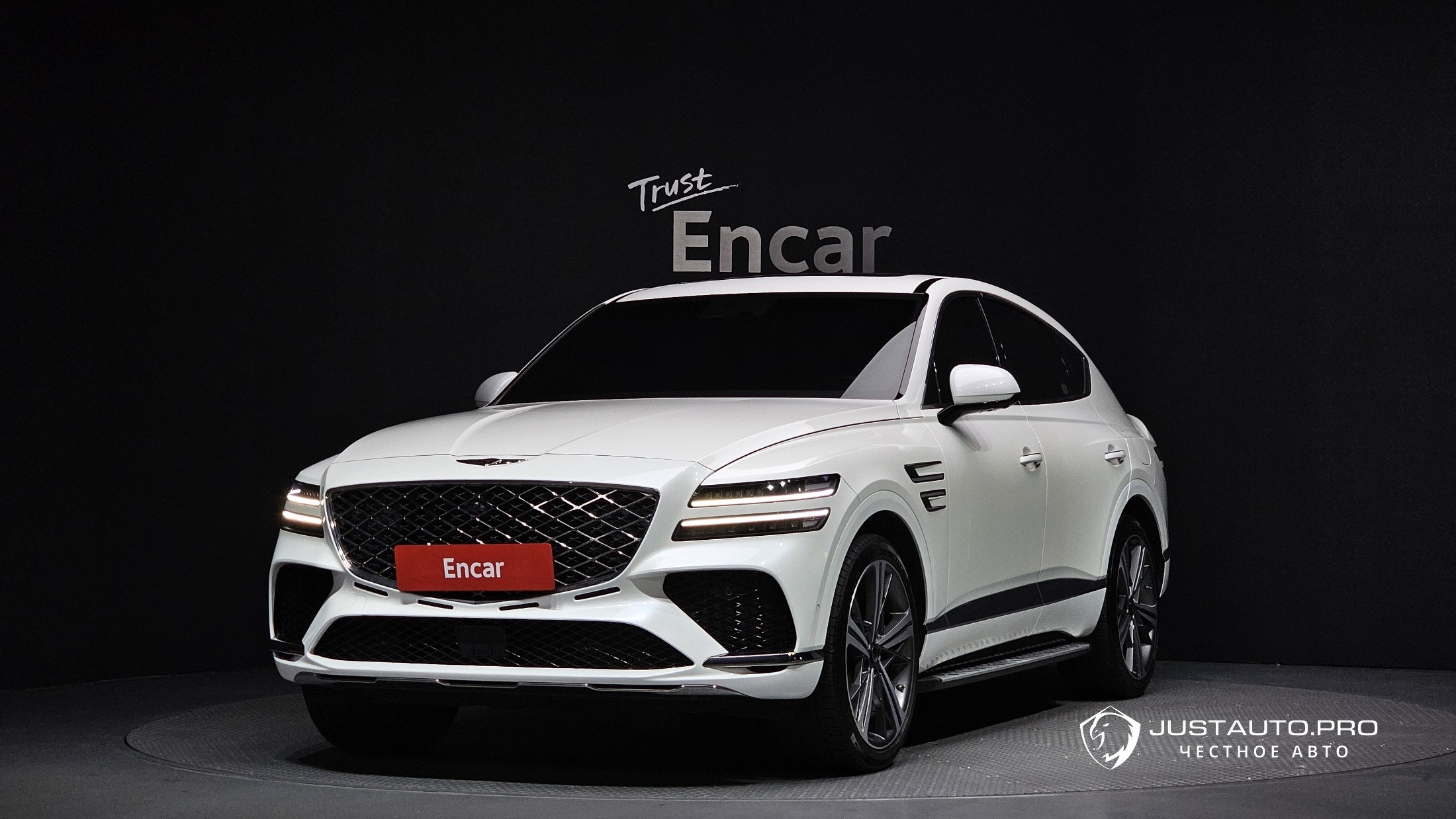 Автомобиль Genesis GV80