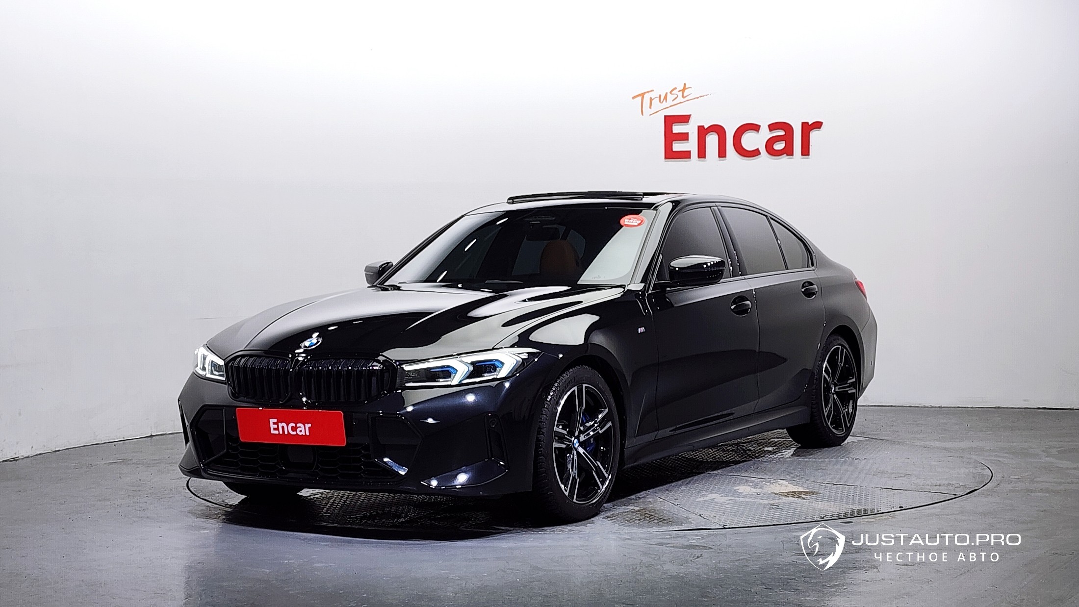 Автомобиль BMW 3-Series