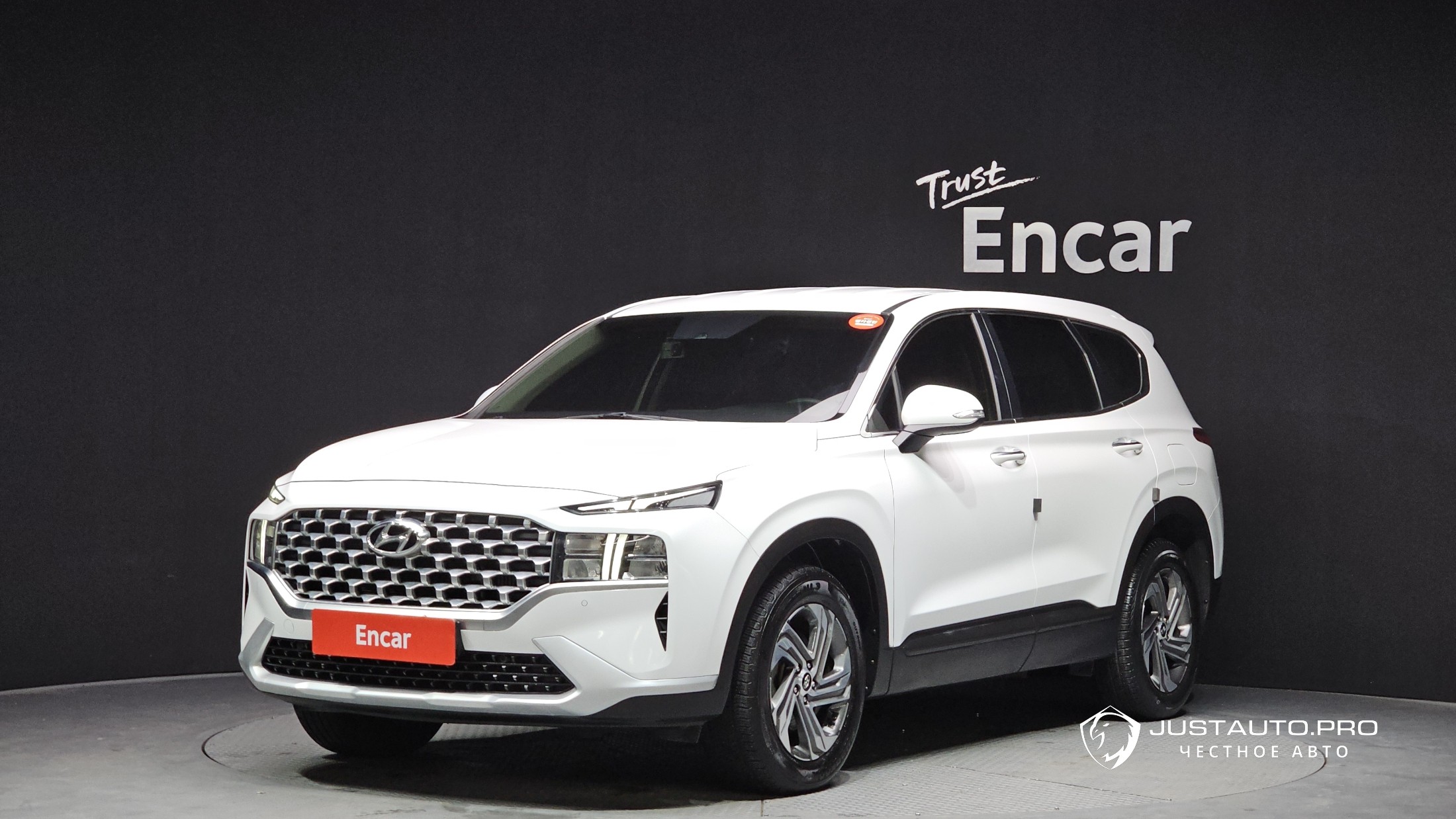 Автомобиль Hyundai Santafe