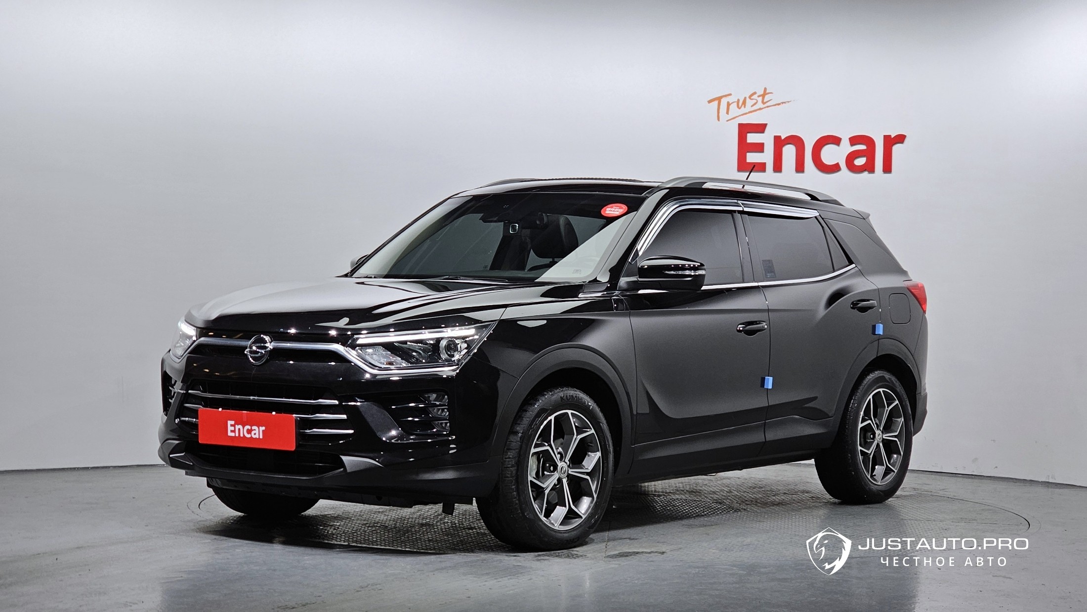 Автомобиль KG_Mobility_Ssangyong KORANDO