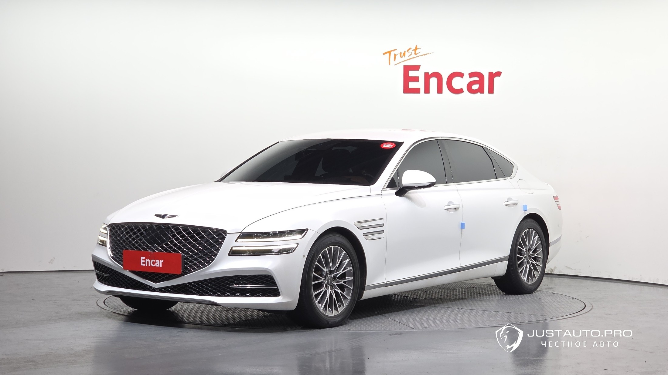 Автомобиль Genesis G80