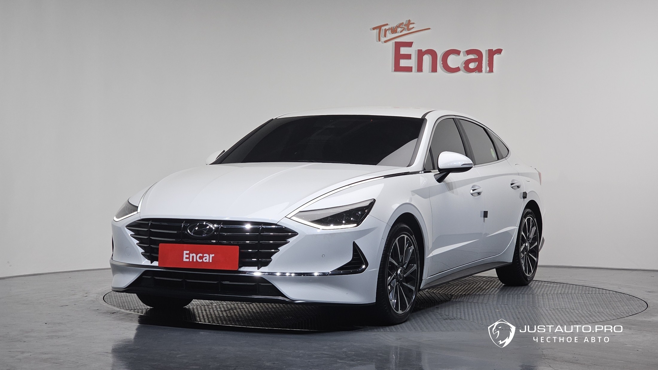 Автомобиль Hyundai Sonata