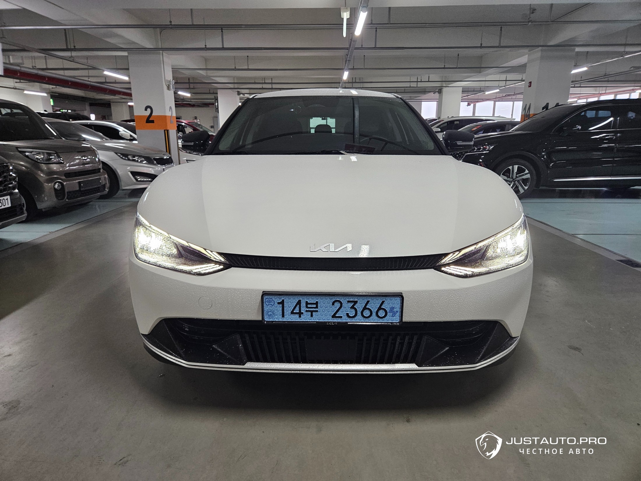 Автомобиль Kia EV6