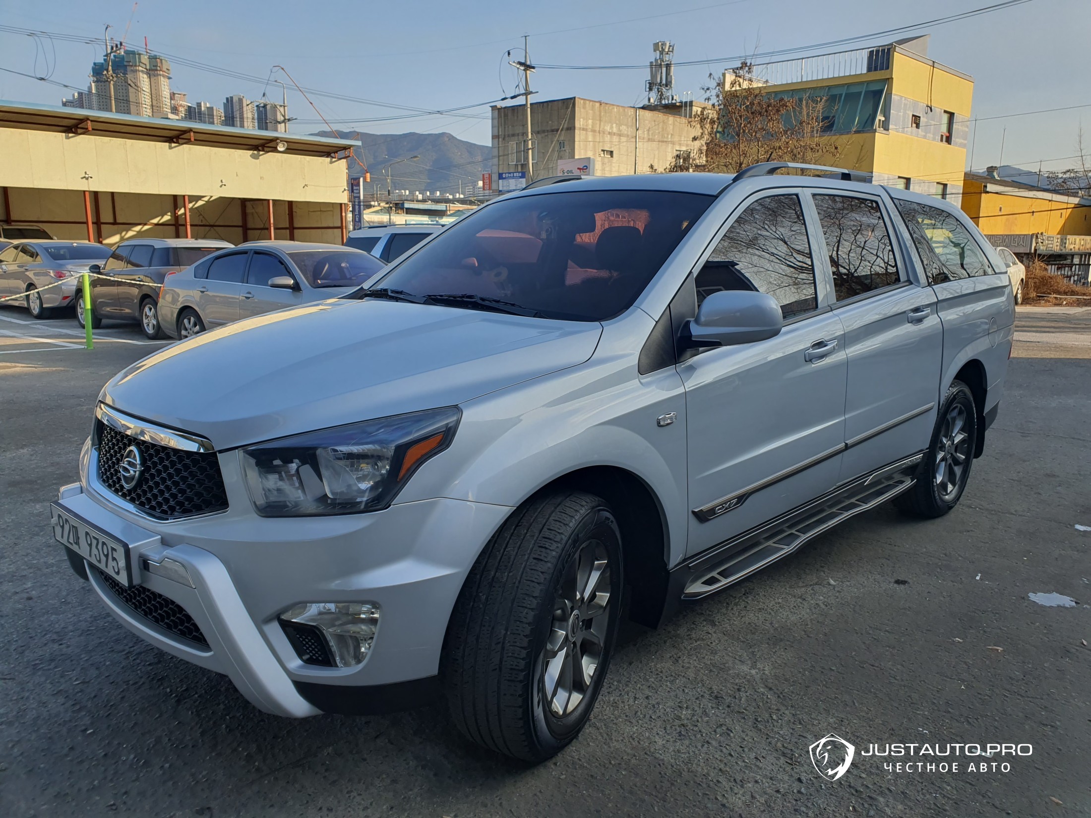 Автомобиль KG_Mobility_Ssangyong KORANDO