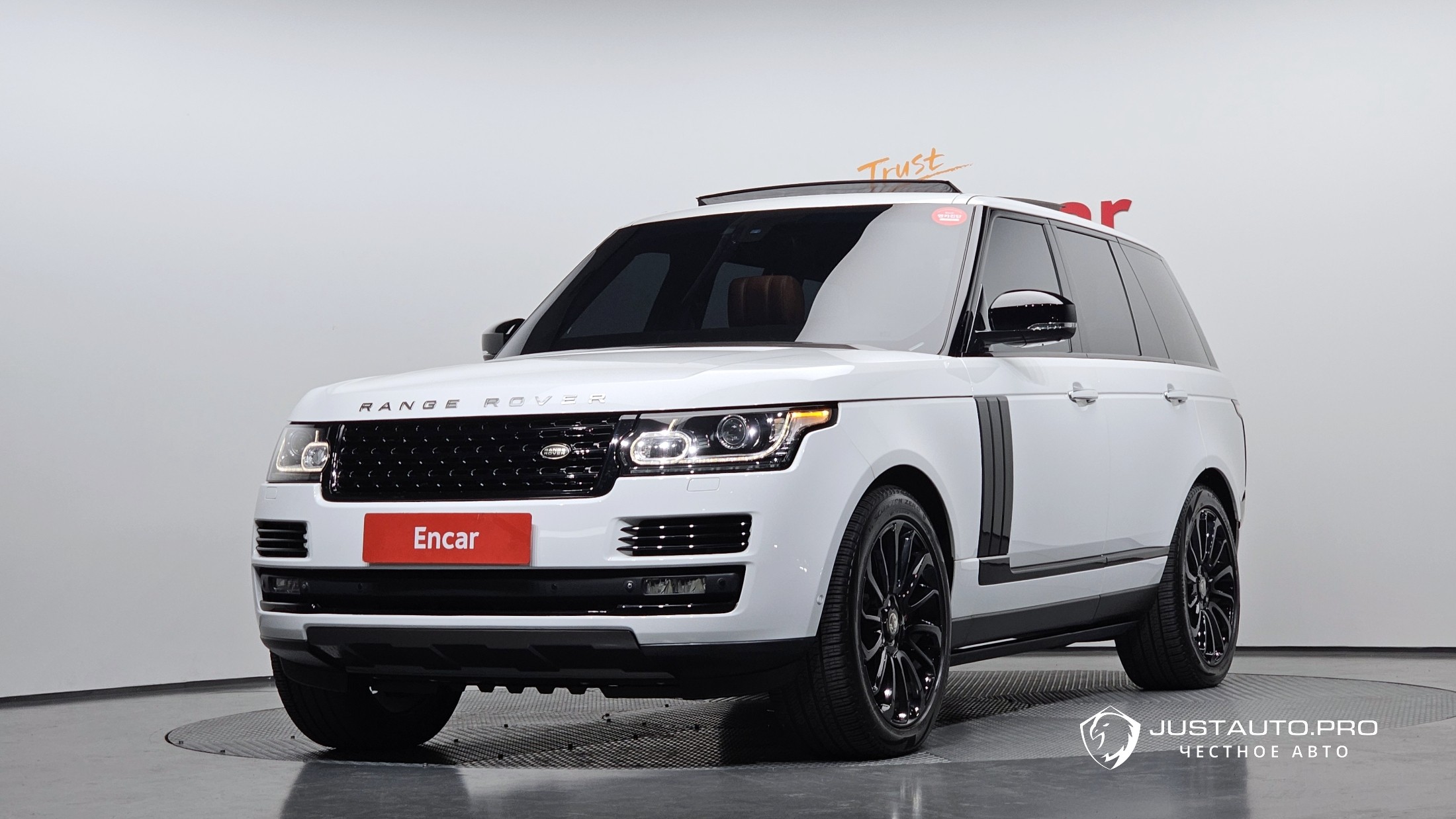 Автомобиль Land Rover Range Rover