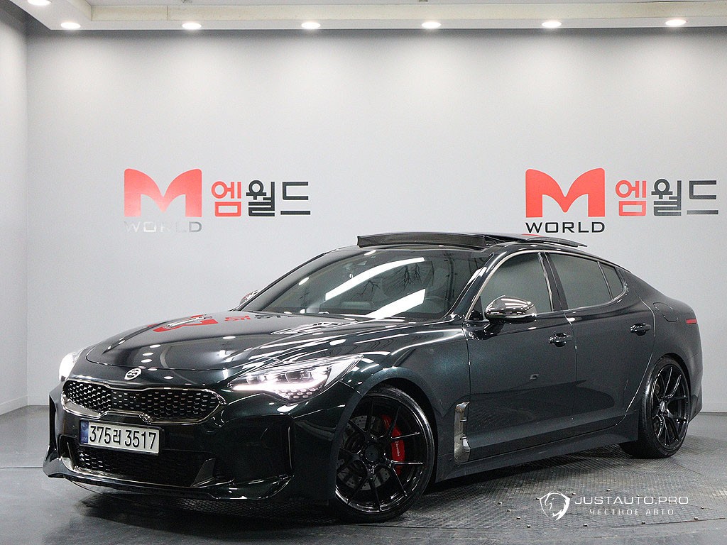 Автомобиль Kia Stinger